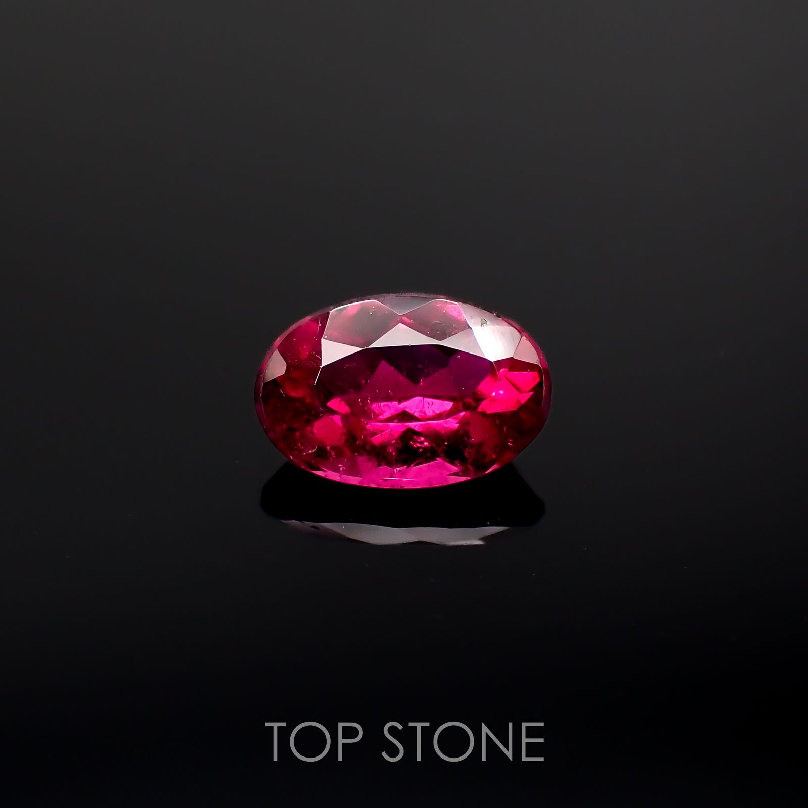 ルベライト ブラジル・ミナスジェライス州産 0.47ct[221018209]6x4mm前後