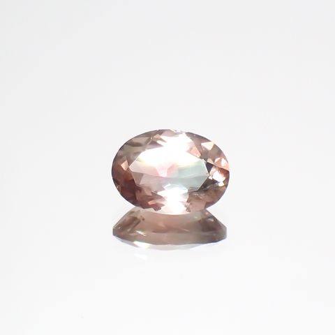 パーティカラーオレゴンサンストーン アメリカ・オレゴン州産 0.93ct[230722847]7.8x5.7mm前後