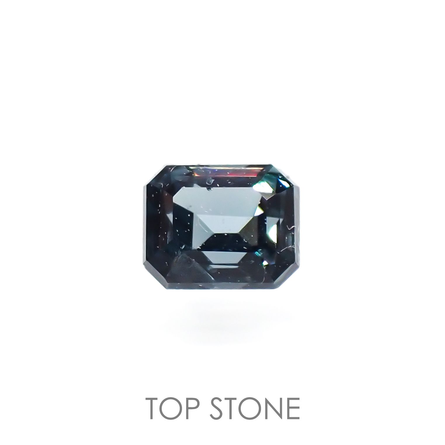 ベキリーブルーガーネット（カラーチェンジガーネット） 0.369ct