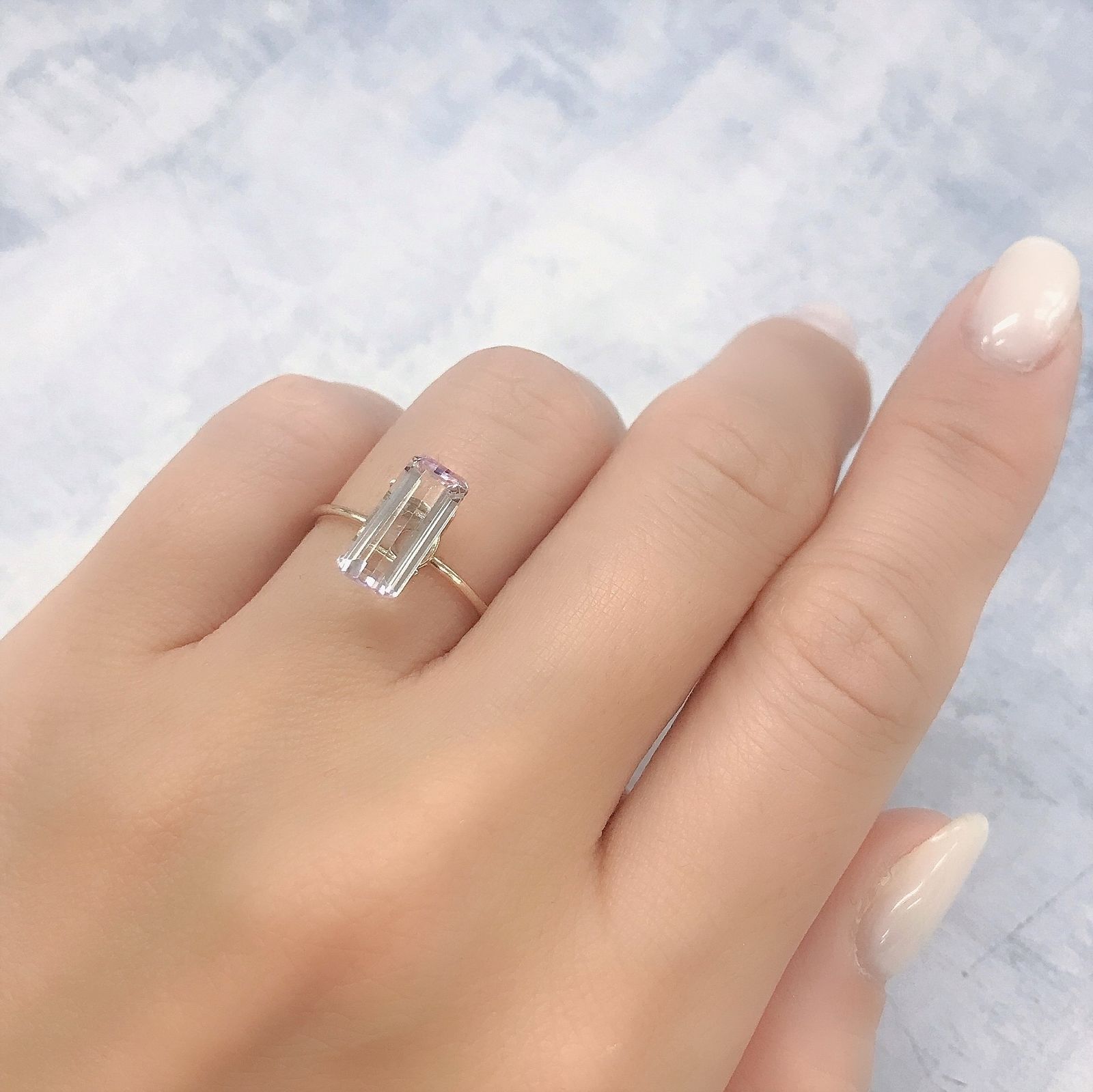 クンツァイト アフガニスタン産 2.30ct[220616344]11.5x5.3mm前後