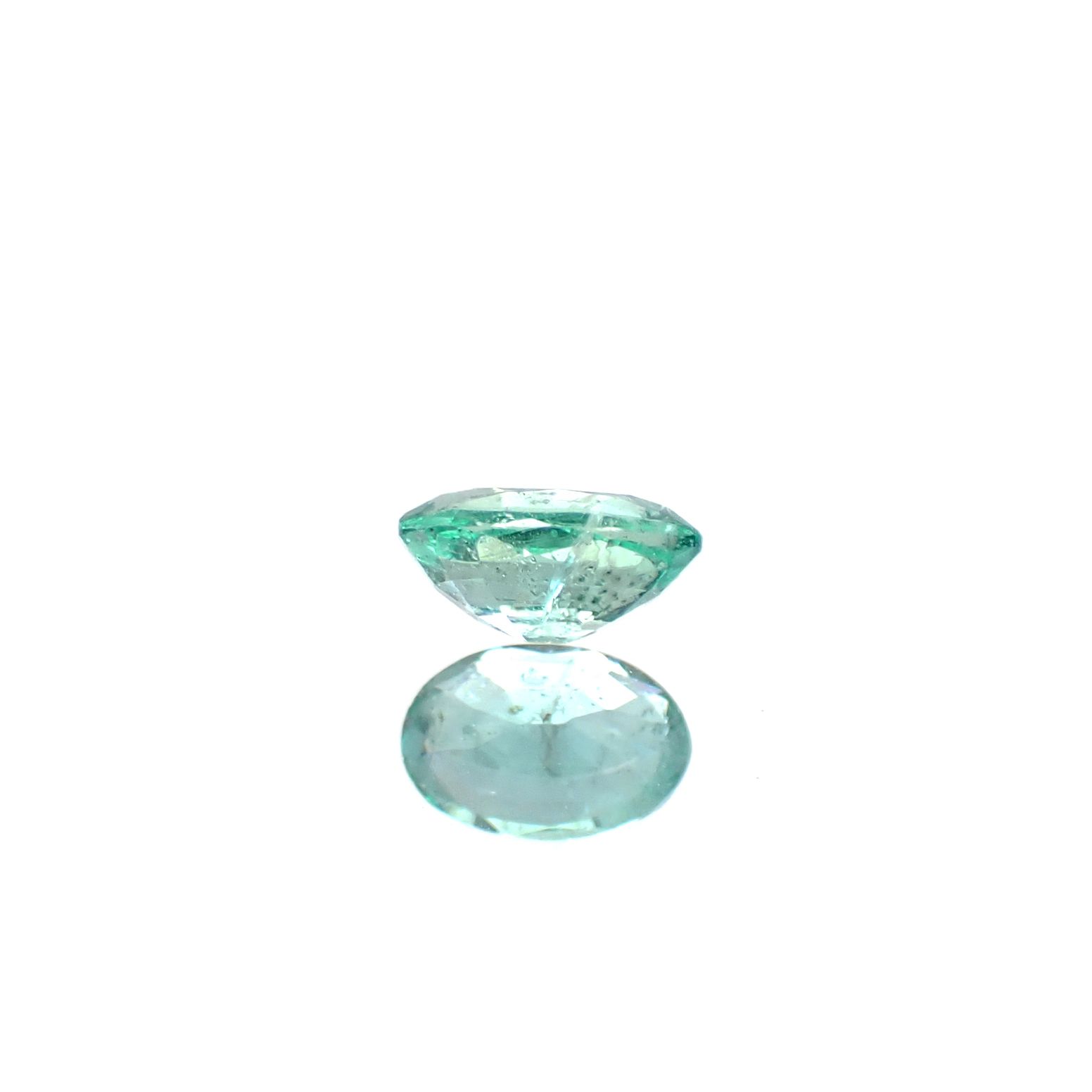 ブルーエメラルド(ブルーグリーンベリル) ザンビア産 0.46ct [250430282]6x4mm前後
