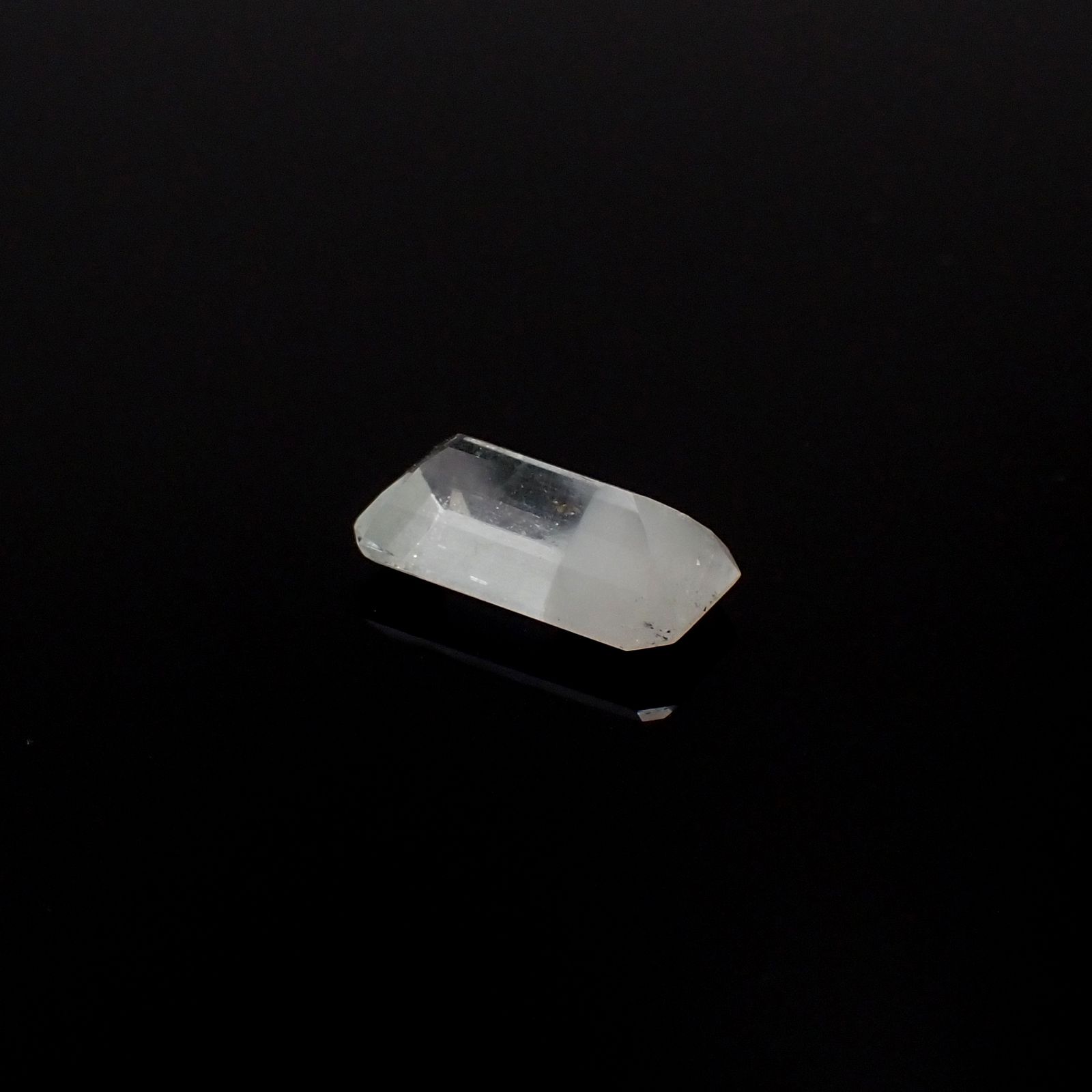 バイカラーベリル（アクアマリンモルガナイト） ブラジル産 3.37ct[231023646]13.2x6.9mm前後