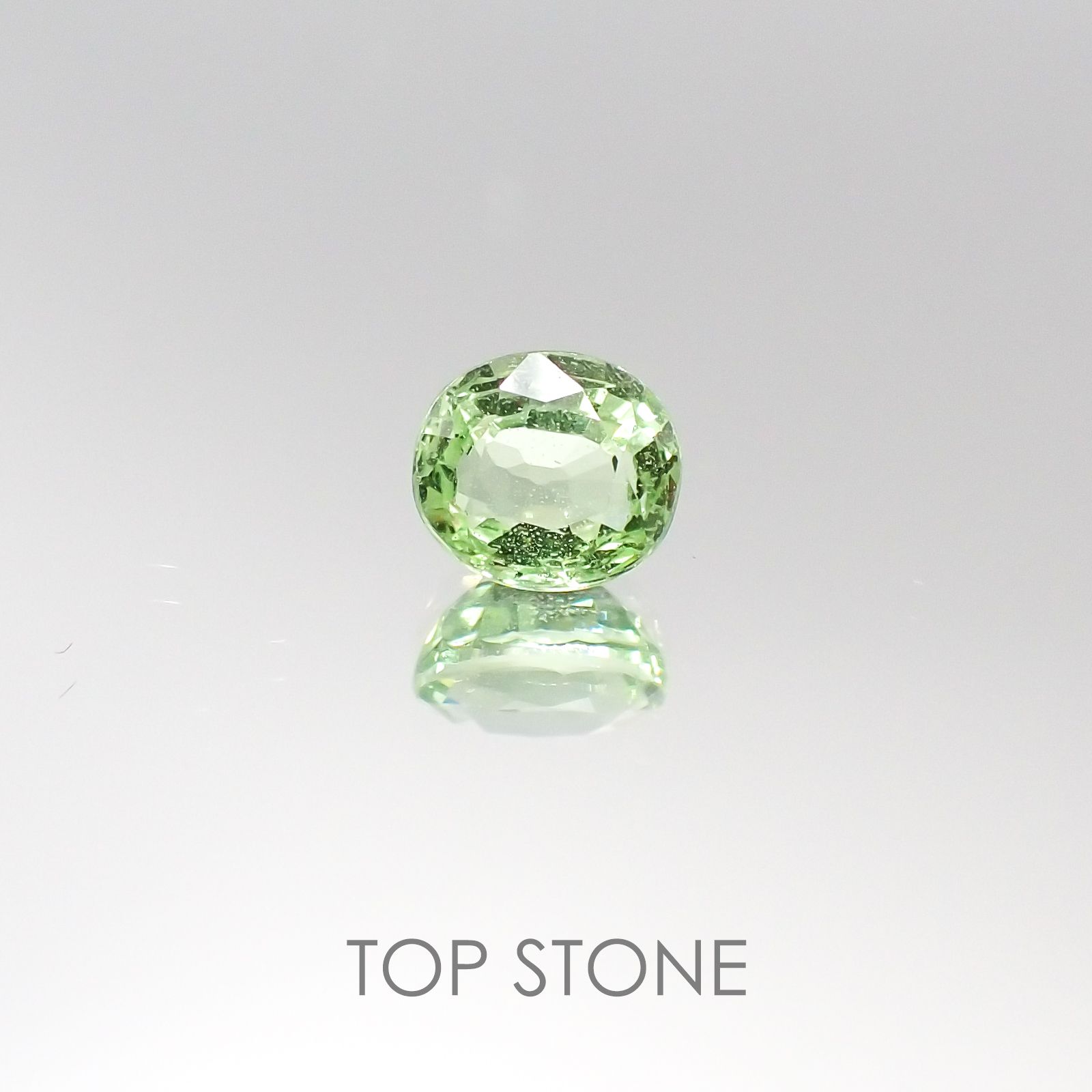 ミントガーネット タンザニア産 ルース 0.98ct[20095513]6×5.4mm前後