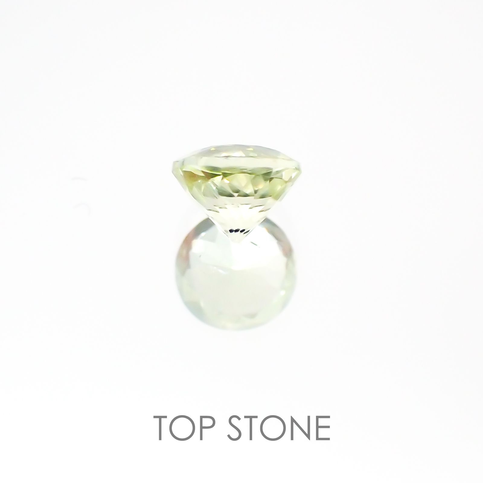 ブラジリアナイト ブラジル産 ルース 0.28ct[20118339]4.1×4mm