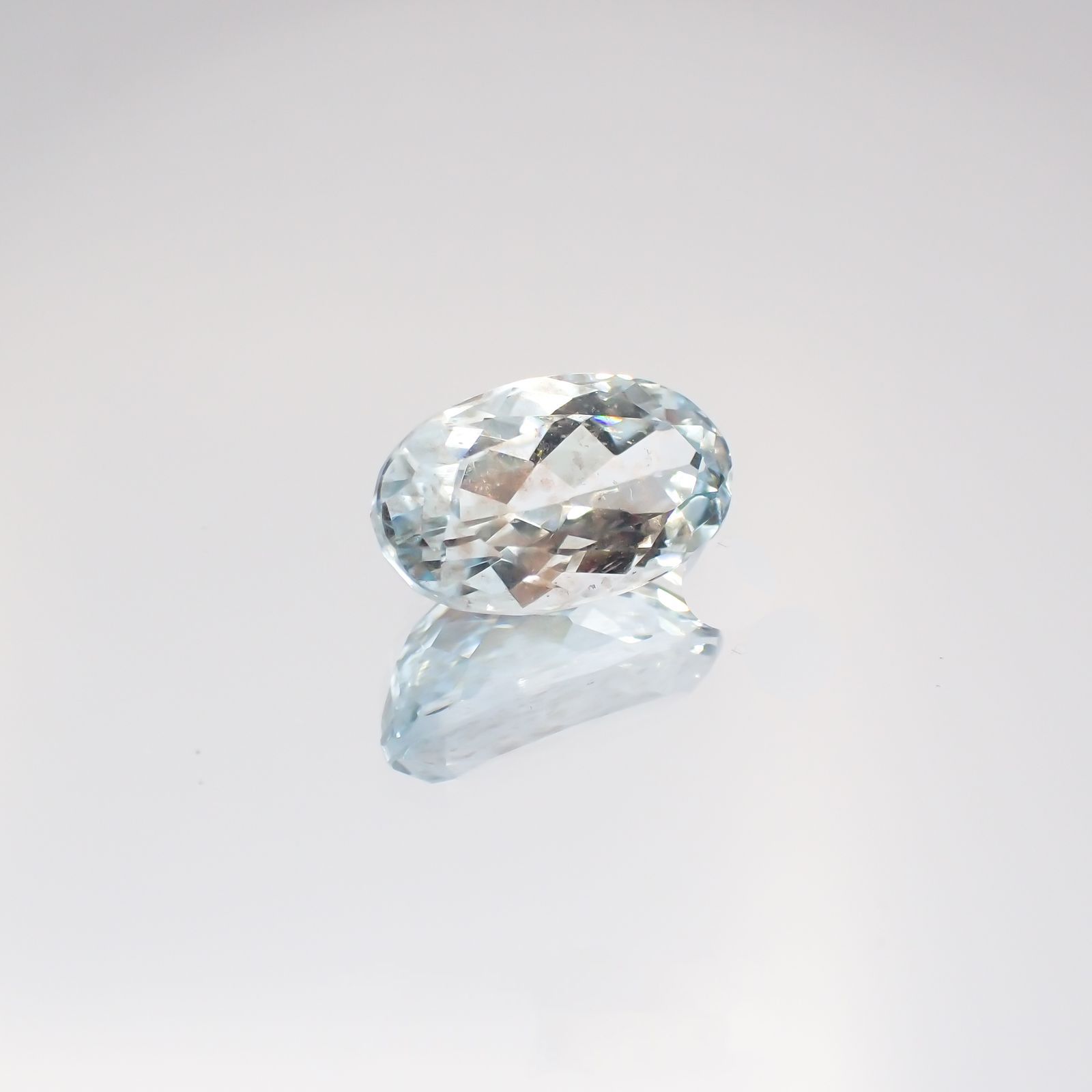 アベンチュリンアクアマリン(宝石名アクアマリン) ナイジェリア産 2.81ct 識別済[210712971]11.5×6.7mm前後