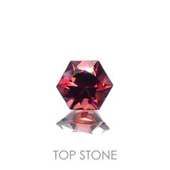 ◇ヘキサゴンカット◇レッドジルコン(宝石名ジルコン)スリランカ/カンボジア産 0.70ct 識別済[221219493]4.7x4.6mm前後