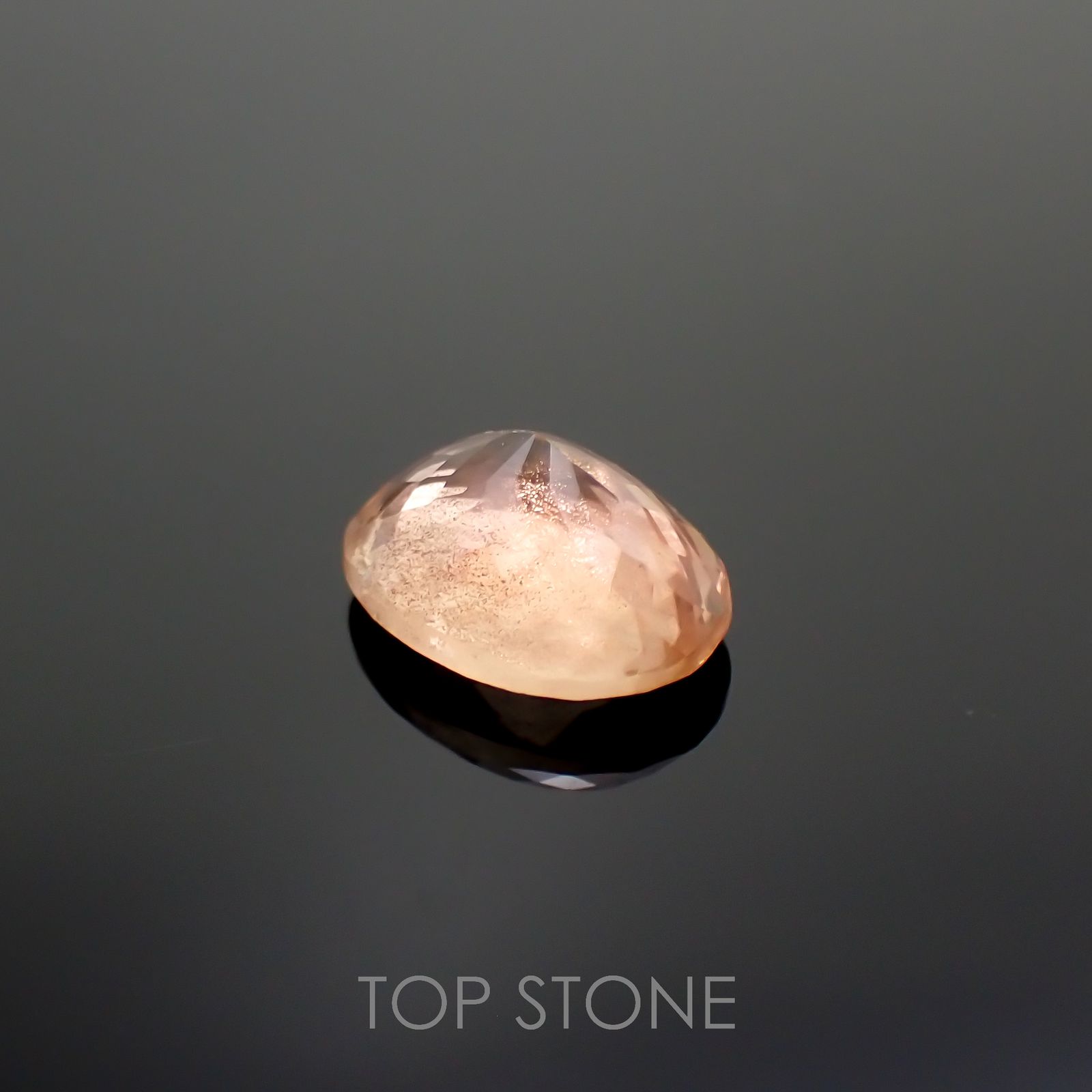 オレゴンサンストーン アメリカ・オレゴン州産 2.69ct[221018714]10.9x8.1mm前後