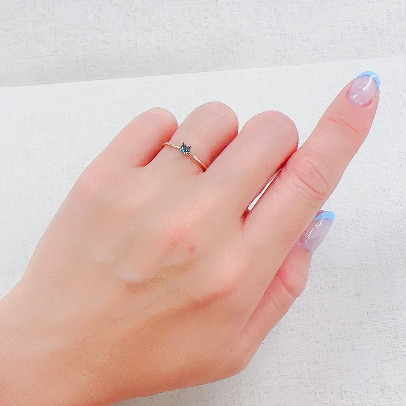 アレキサンドライト(宝石名アレキサンドライト)ブラジル産/EmeraldMains社製 0.116ct ソ付(彩珠)[230522064]3x2.9mm前後