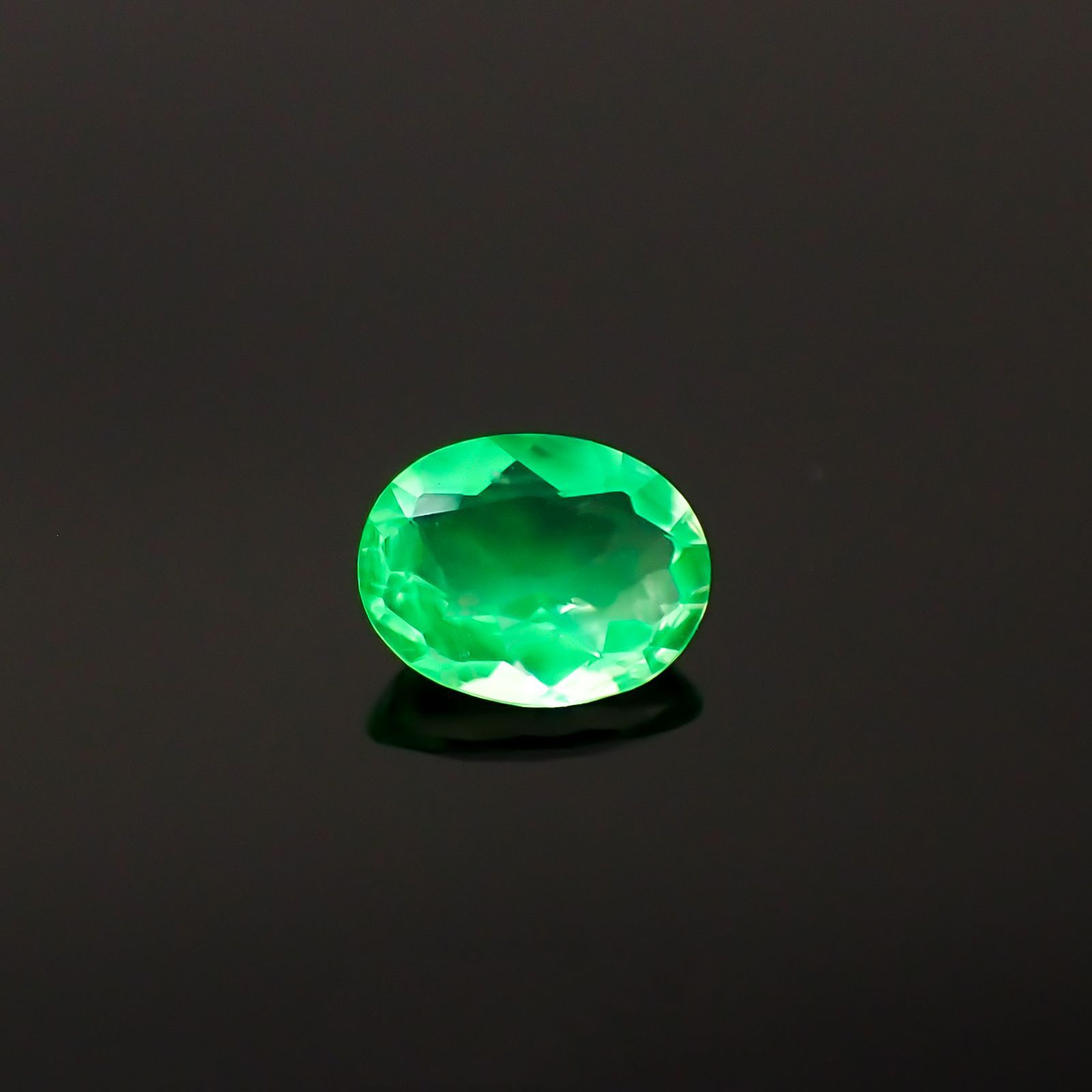 ハイアライトオパール(宝石名オパール) メキシコ産 0.11ct 識別済[210611151]4×3.2mm前後