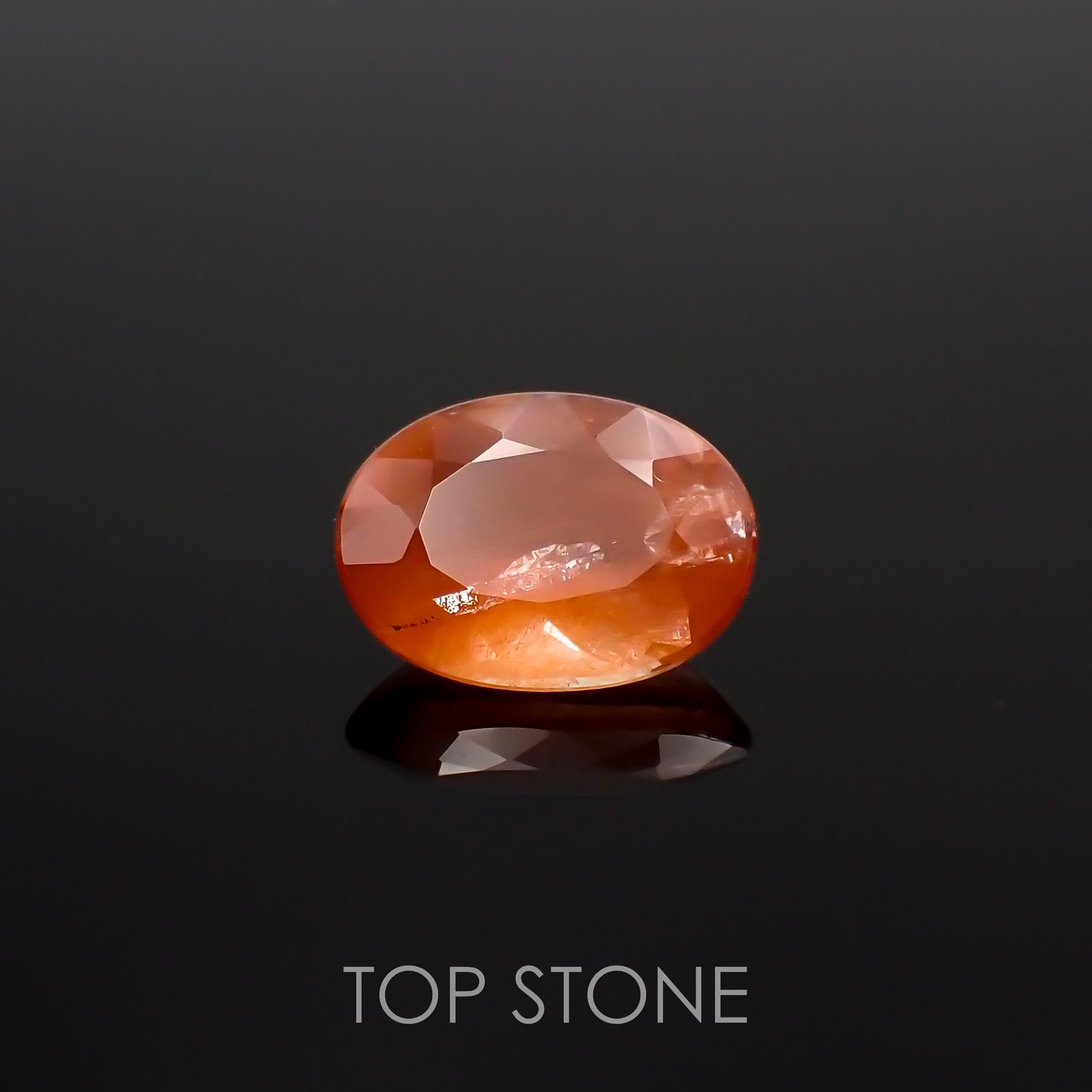 サンストーンスキャポライト(宝石名シーン・スキャポライト)タンザニア産 2.04ct 識別済[221219276]10.1x7.5mm前後