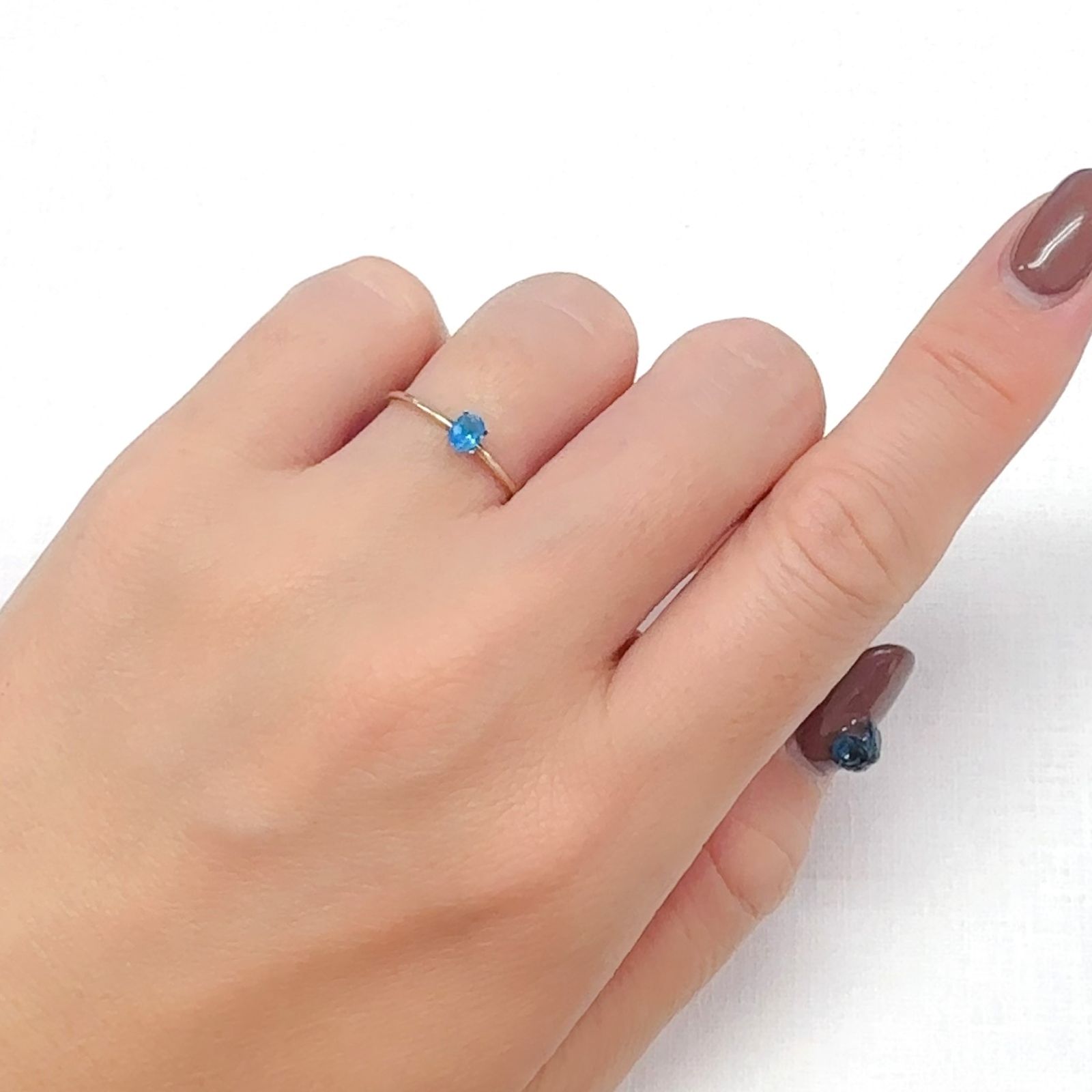 ネオンブルーアパタイト マダガスカル産 0.18ct[240628098]4x3mm前後