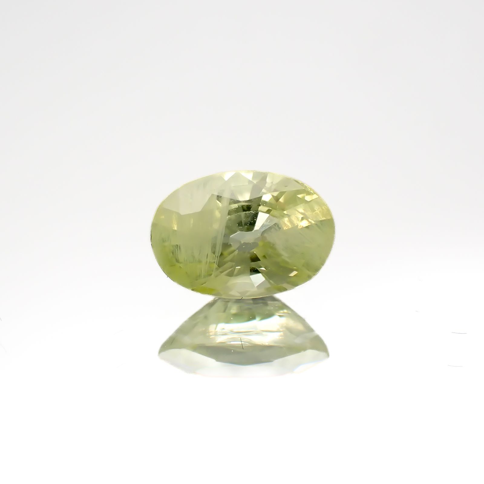クリソベリル(宝石名クリソベリル)マダガスカル産 1.17ct 識別済[220817450]7.6x5.2mm前後