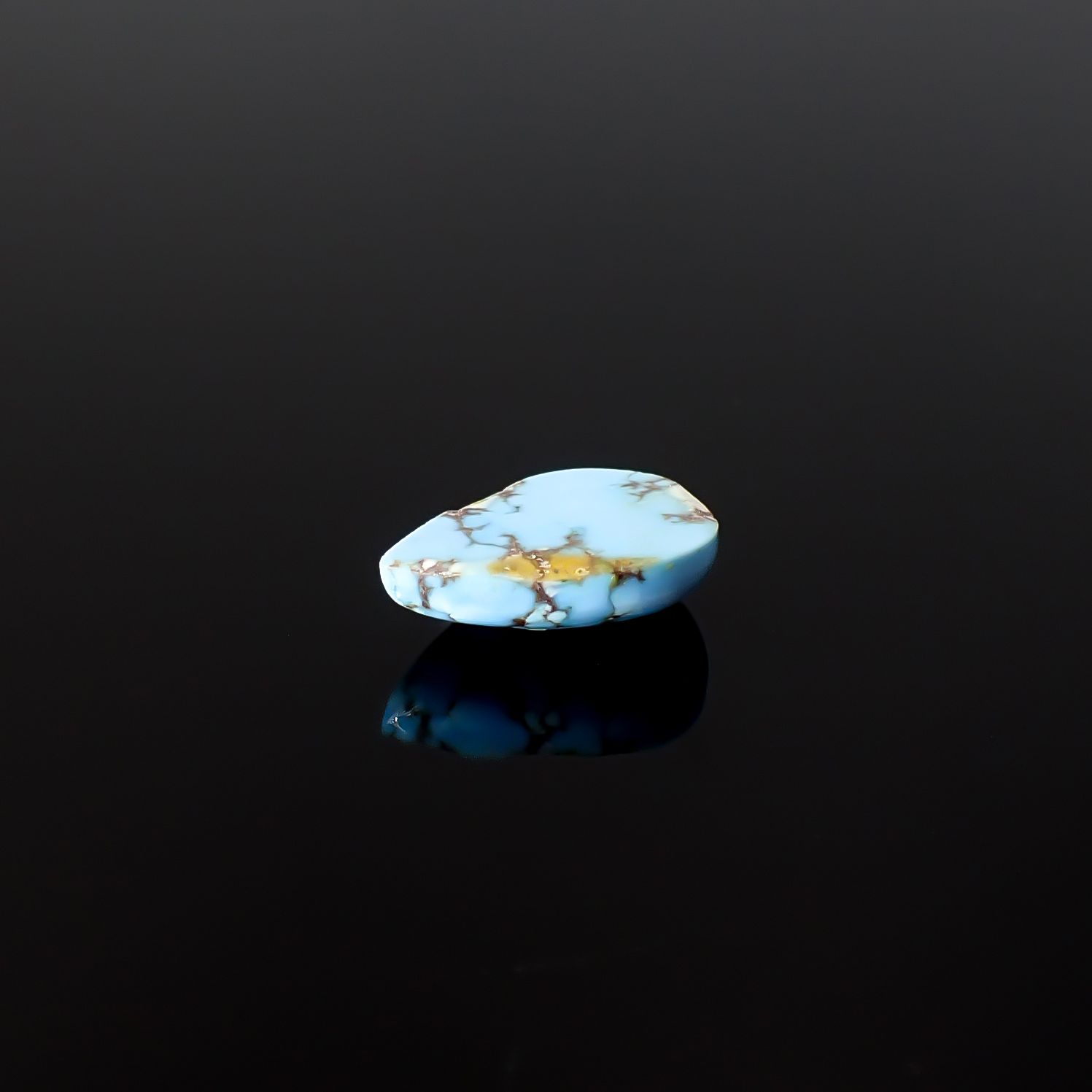 ターコイズ カザフスタン・ゴールデンヒル鉱山産 2.46ct / 12.1x8.5mm前後 [260331870]