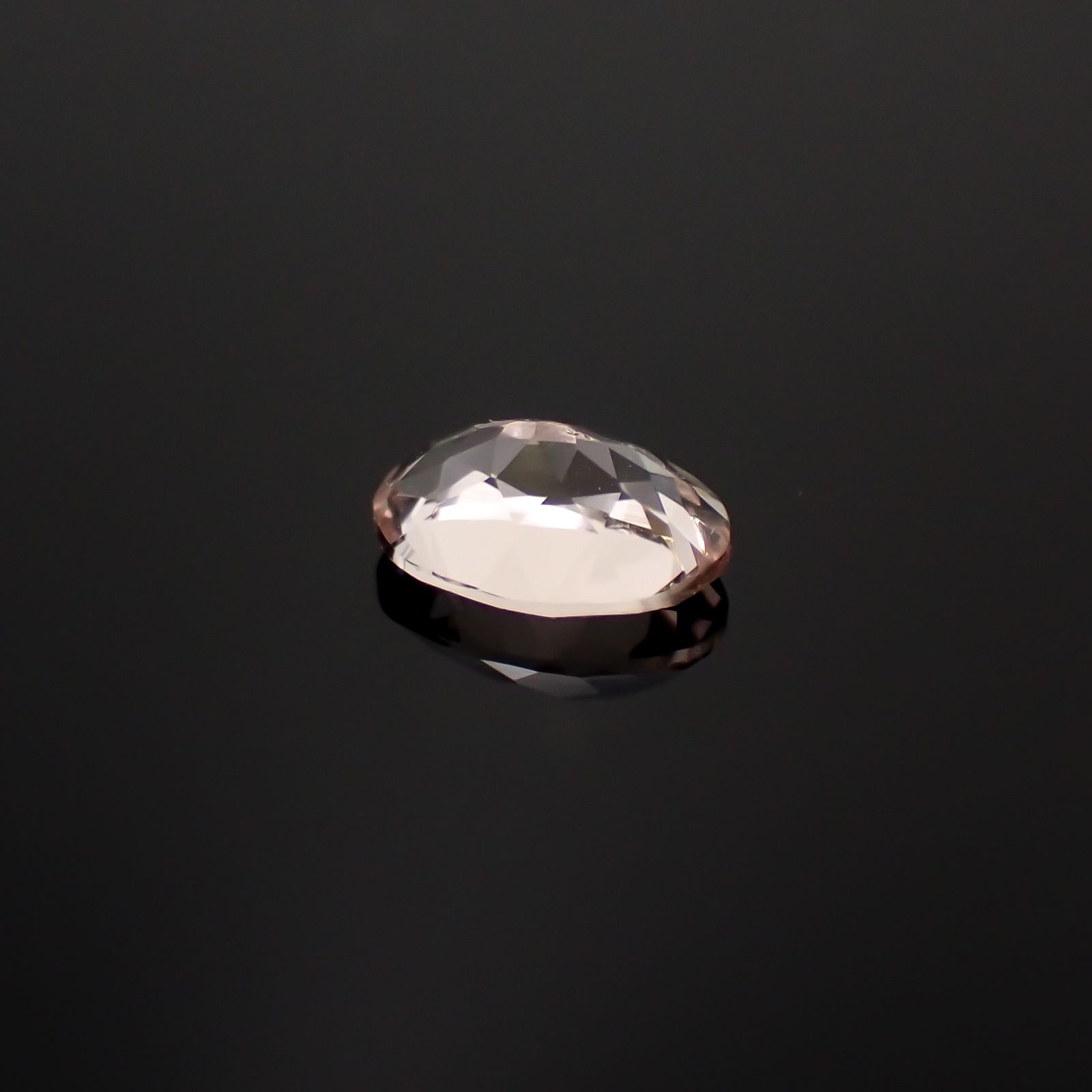 モルガナイト(宝石名モルガナイト)ナイジェリア産 1.976ct ソ付