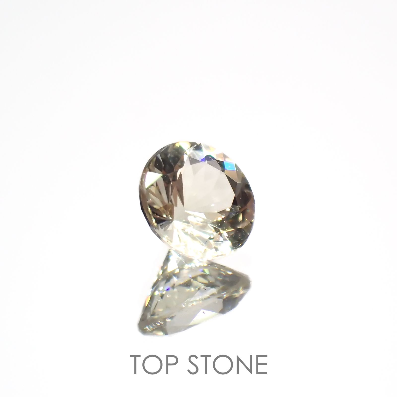 イエロースキャポライト(宝石名イエロー・スキャポライト)タンザニア産 0.23ct 識別済[221219633]3.9x3.9mm前後