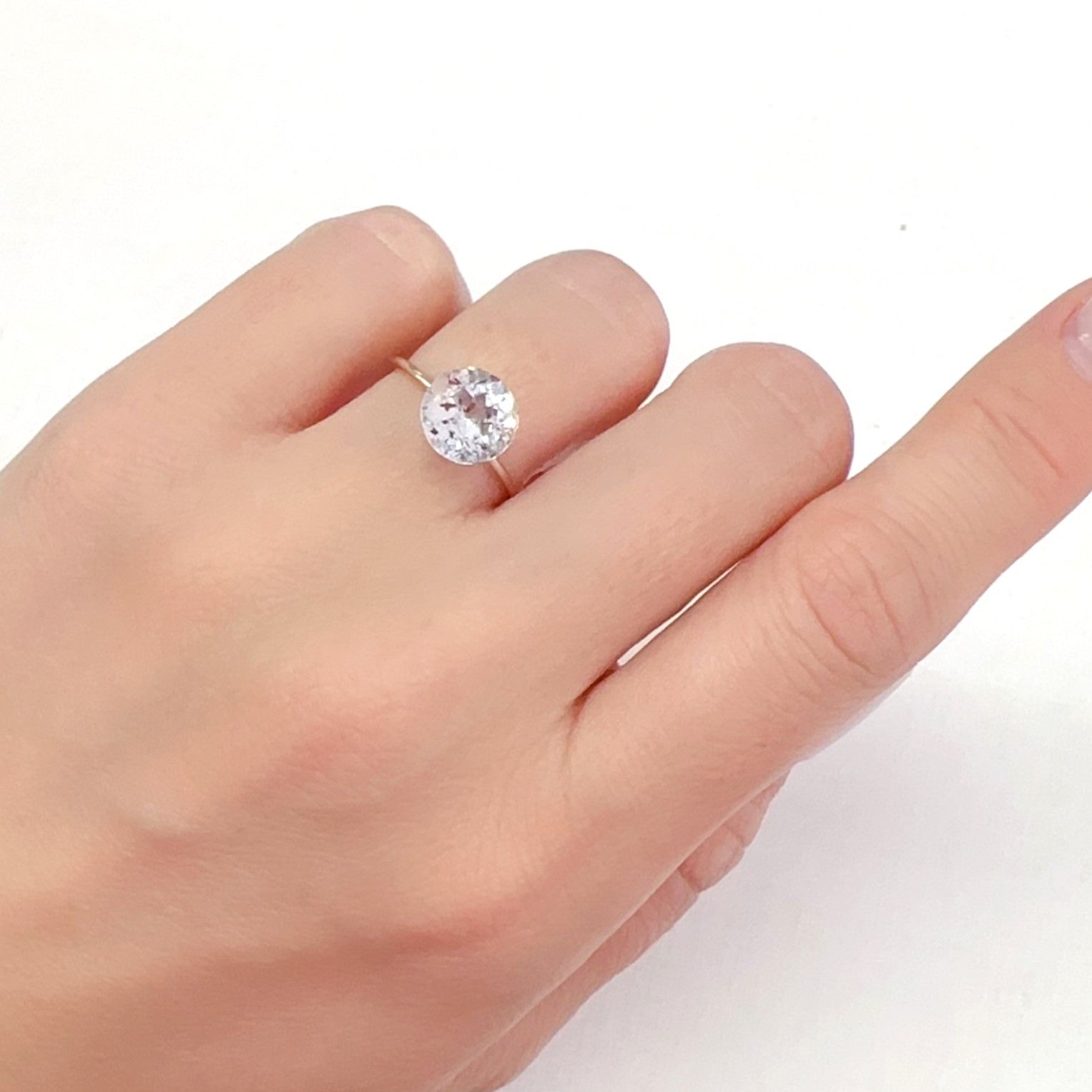ファイヤークォーツ ナイジェリア産 2.33ct[240326711]8.5x8.4mm前後