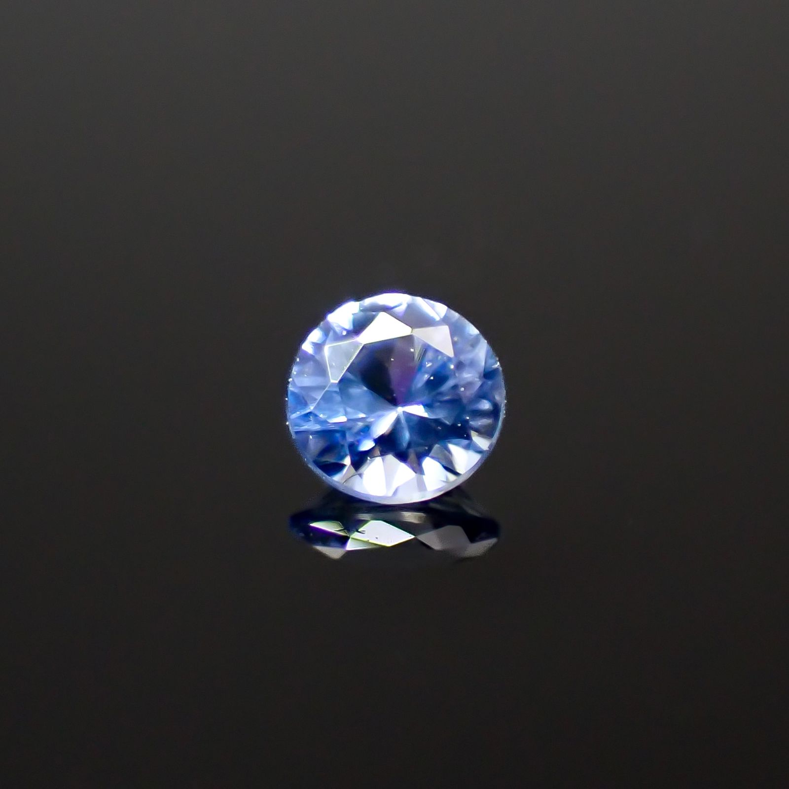 ベニトアイト アメリカ・カリフォルニア州産 0.085ct[240929101]2.7x2.7mm前後