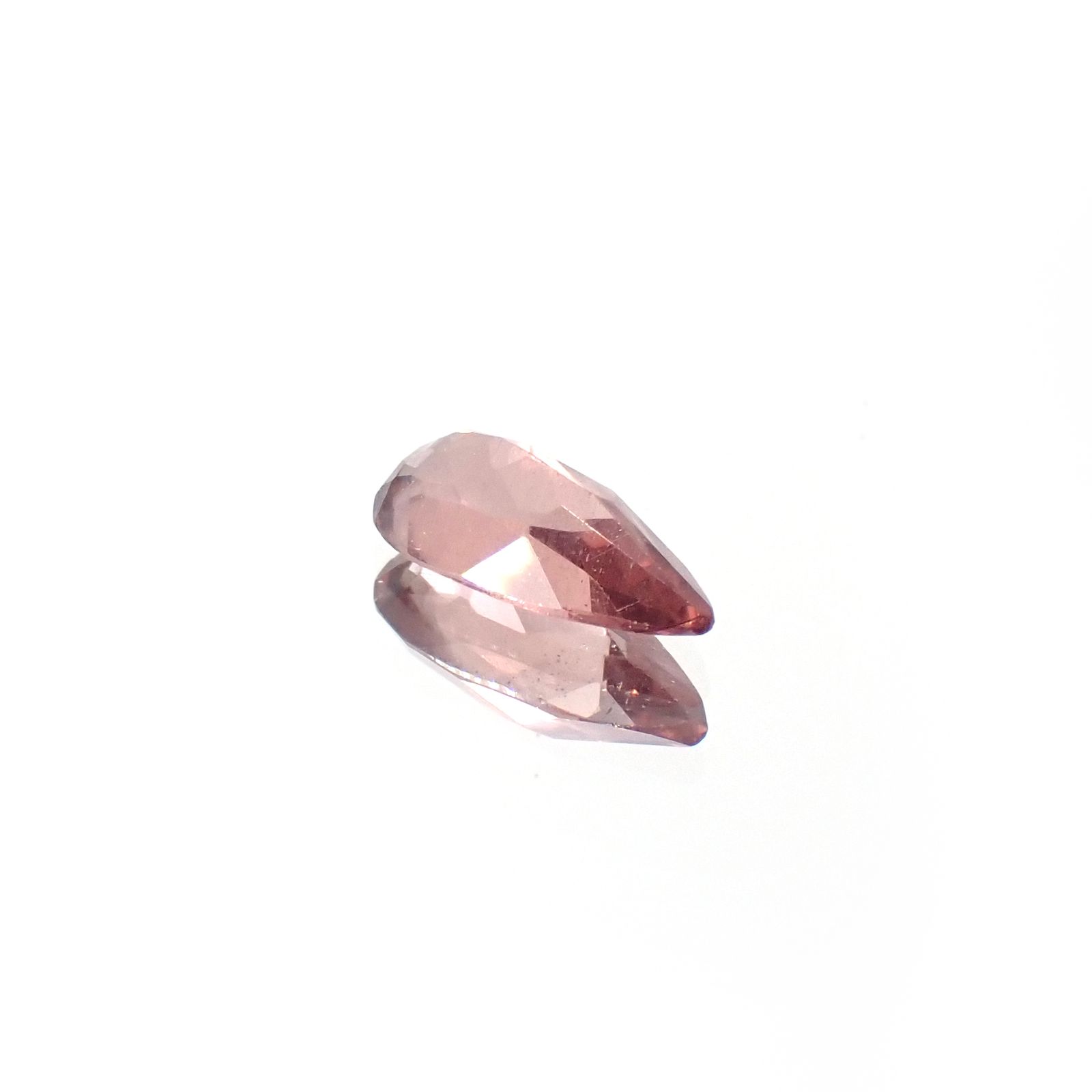 ピンクアパタイト ブラジル産 0.75ct[231224934]8.7x4.3mm前後