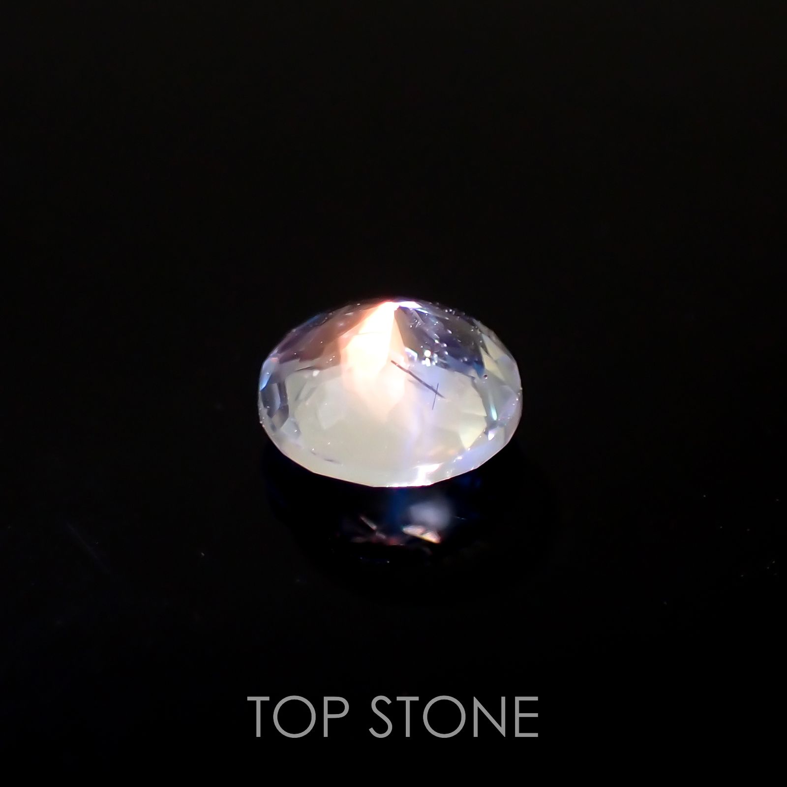 レインボームーンストーン(宝石名ラブラドライト)マダガスカル産 0.47ct 識別済[221219517]5.1x5.1mm前後