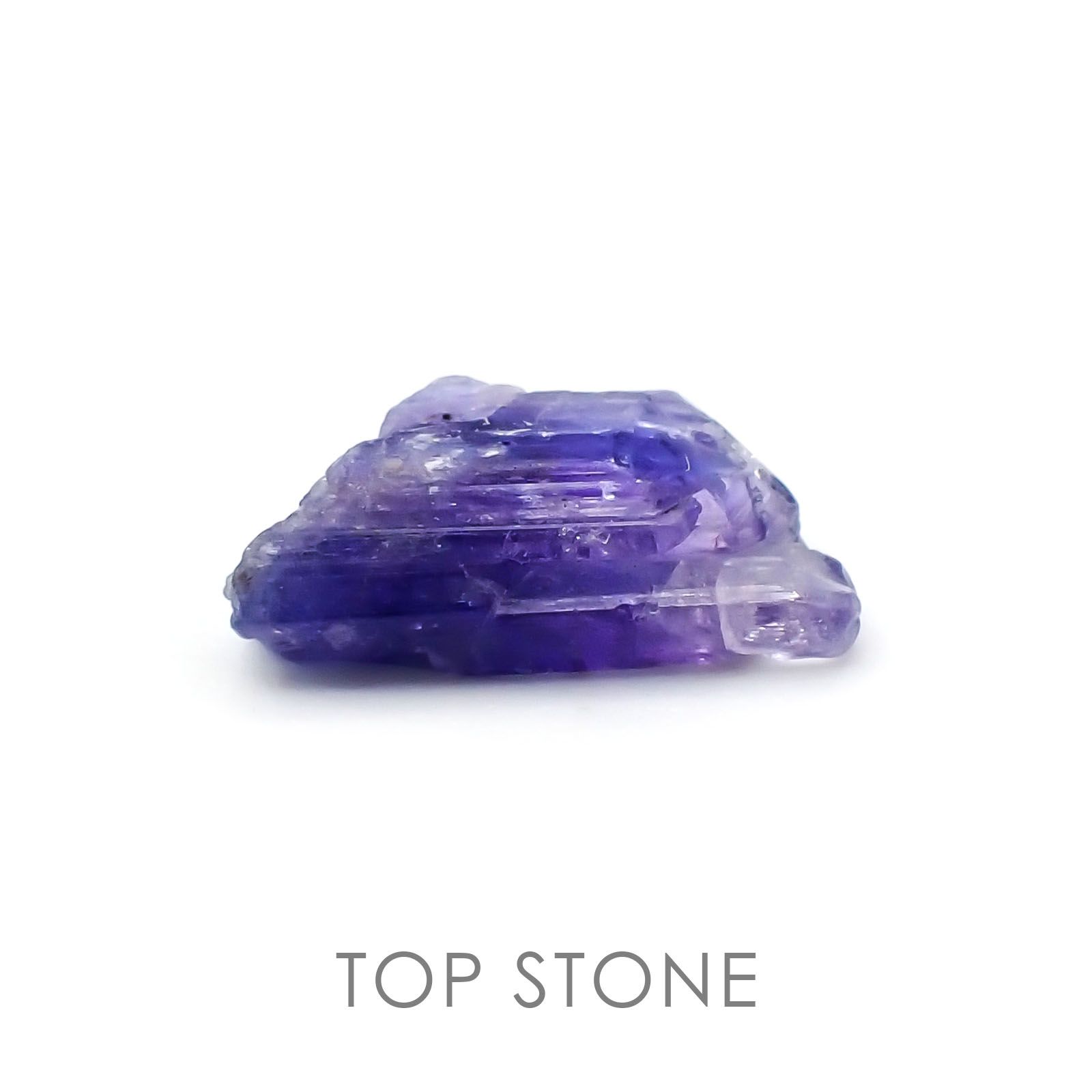 タンザナイト(ゾイサイト) タンザニア産 原石・結晶 2.6ct[21028274]12.2×5.8mm前後
