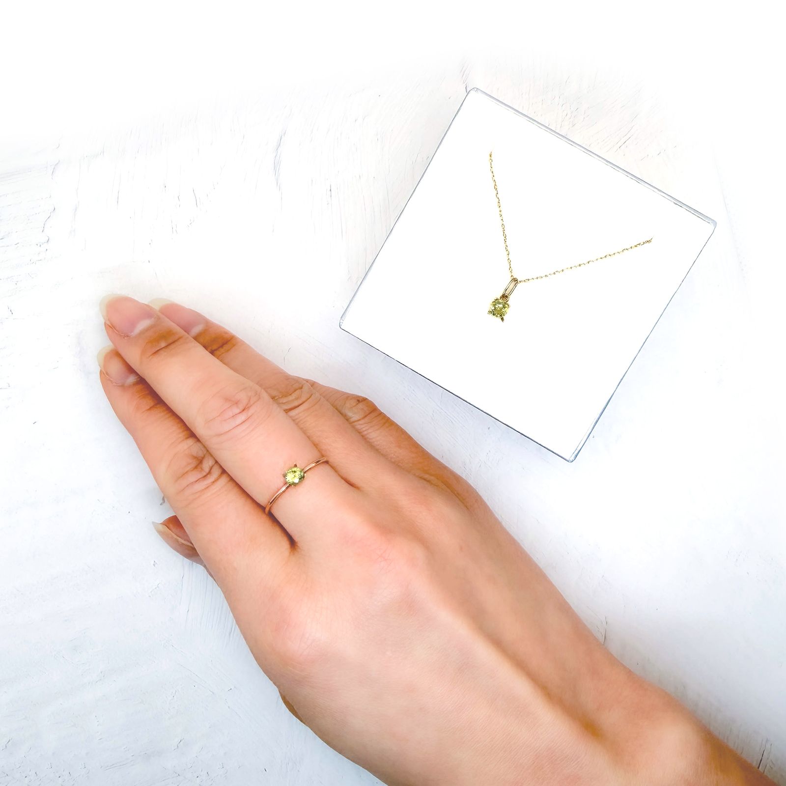 ◇ペアセット◇クリソベリル(宝石名クリソベリル)スリランカ/マダガスカル産 識別済 0.54ct(2pcs合計) / 4x4mm前後 [260131649]