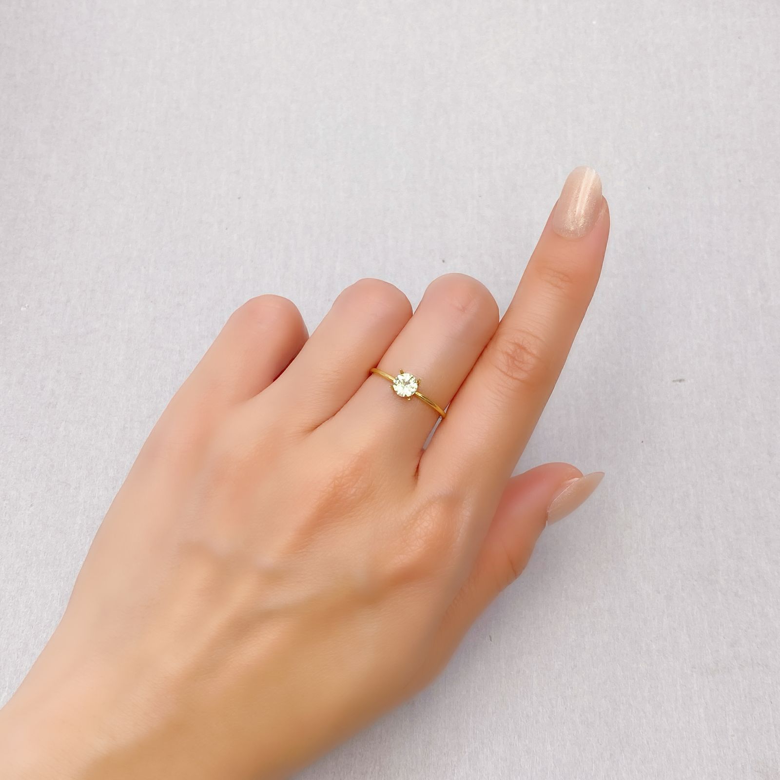 ミントガーネット タンザニア産 0.45ct [241229611]4.8x4.8mm前後