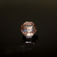 ◇オクタゴンカット◇レインボースキャポライト ブラジル産 1.68ct / 7x7mm前後 [250931041]
