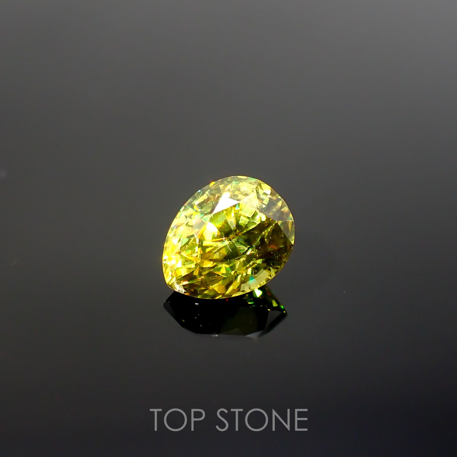 スフェーン マダガスカル産 ルース 2.06ct[210712175]8.6×7mm前後 | TOP STONE(トップストーン)