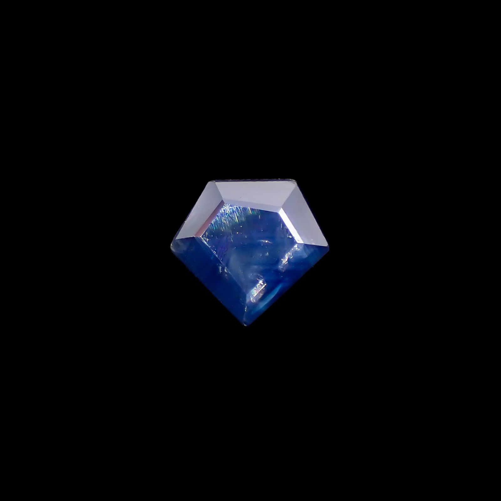 ◇カスタムカット◇サファイア(宝石名サファイア)マダガスカル産 1.10ct 識別済[231225187]8.4x9mm前後