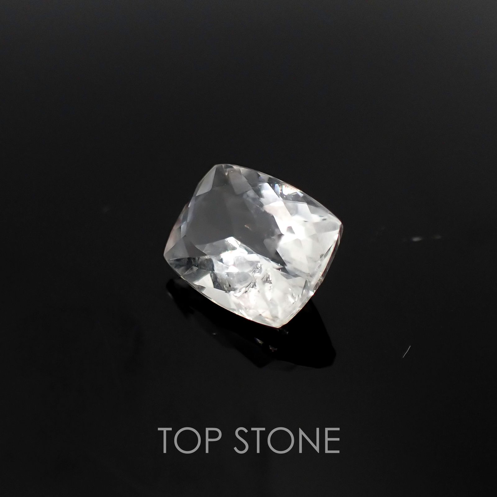ハイアライトオパール メキシコ産 ルース 1.53ct[20106376]8.8×6.7mm前後