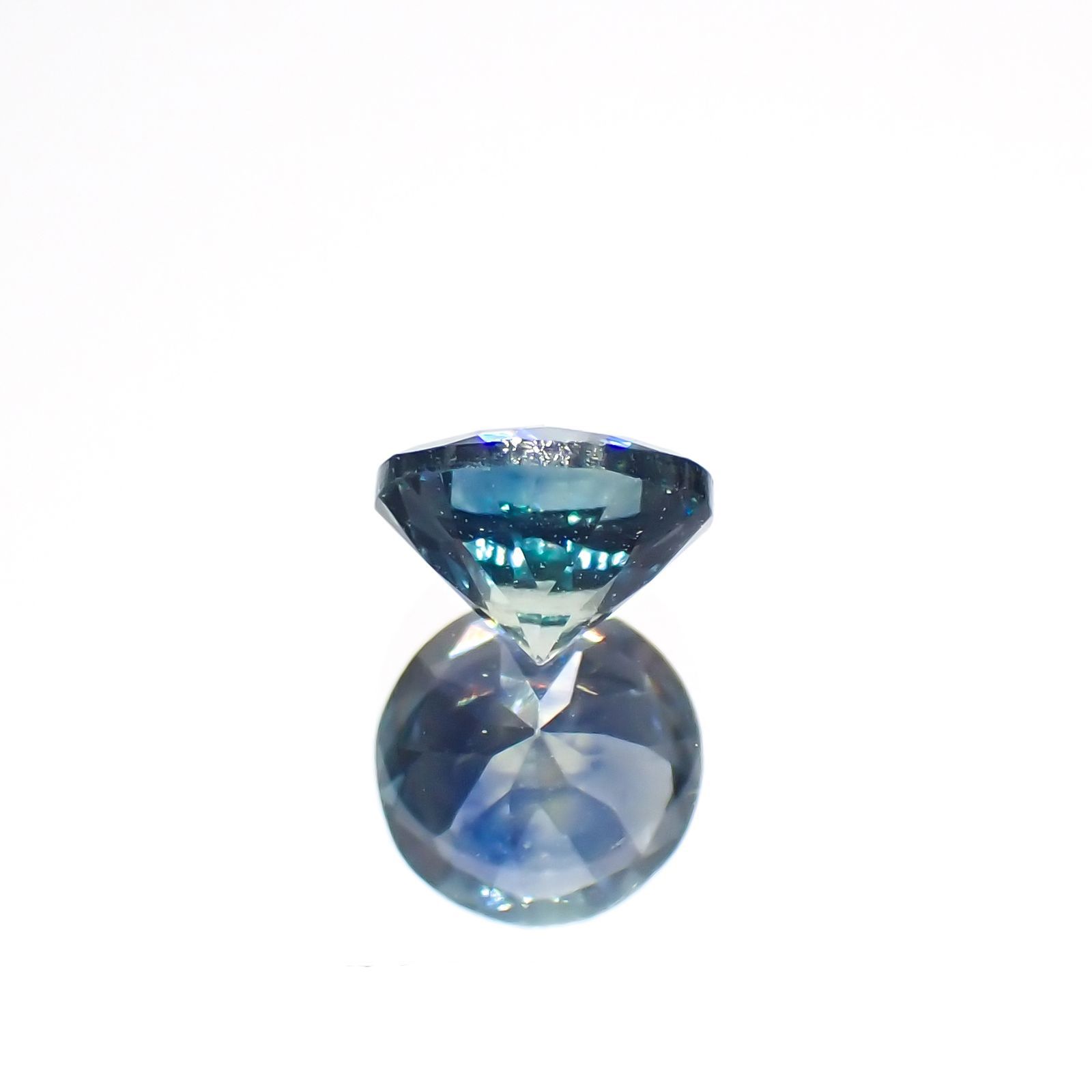 モンタナサファイア アメリカ・モンタナ州産 0.58ct[221219532]4.9x4.9mm前後