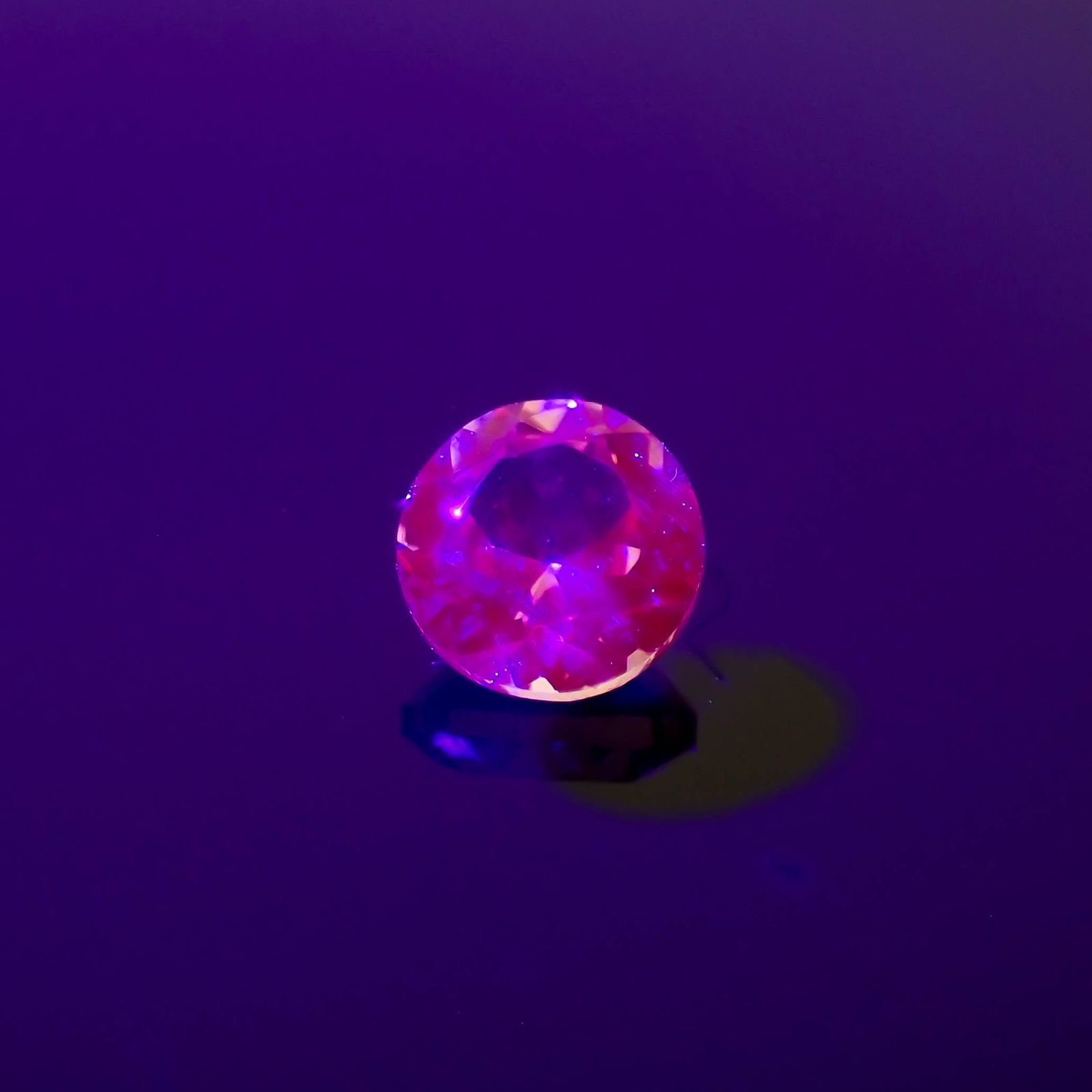 ドラゴンガーネット タンザニア産 0.32ct[230722962]4x4mm前後