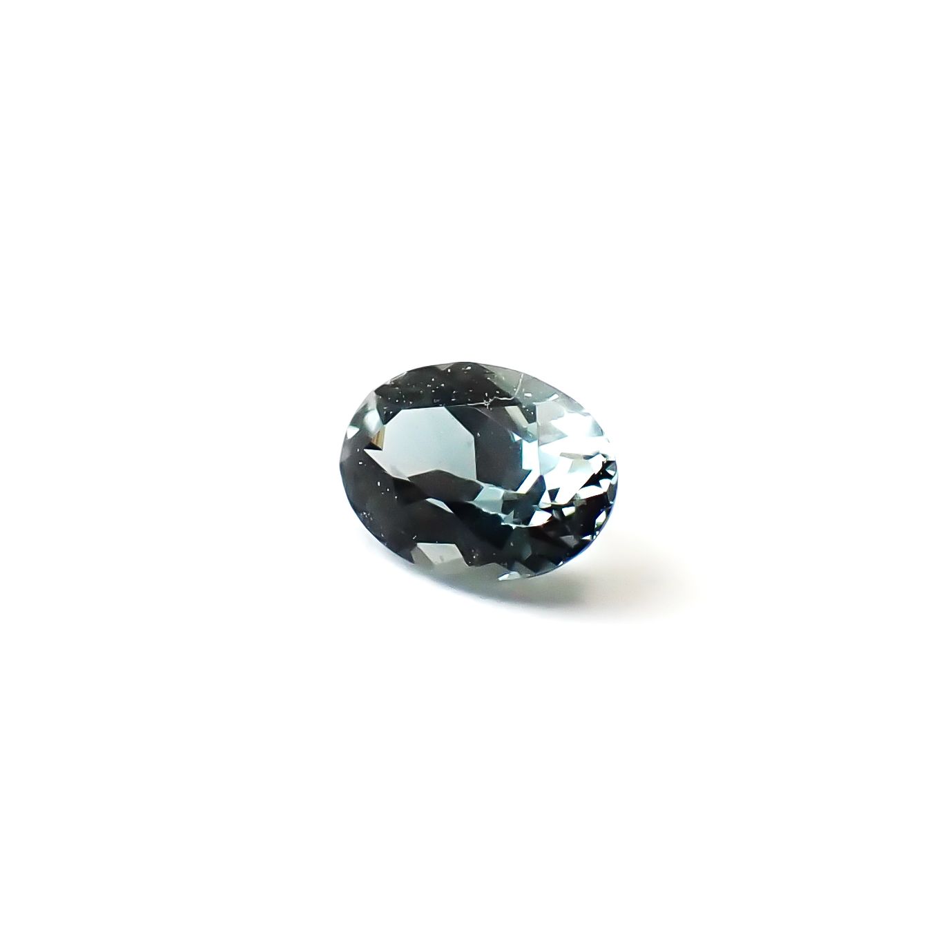 サファリン スリランカ産 0.11ct / 3.6x2.6mm前後 [260432062]