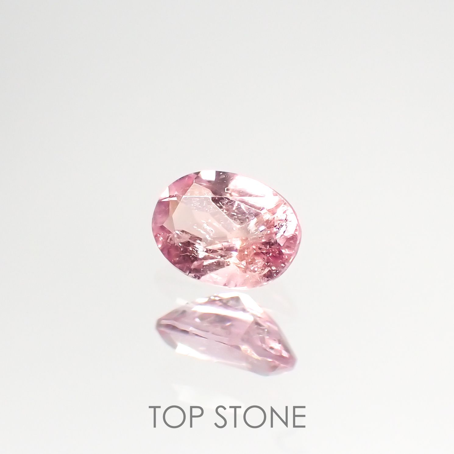 ペツォッタイト(ラズベリル)(宝石名ペツォッタイト) マダガスカル産 0.159ct ソ付(彩珠)[210812613]3.9×2.9mm前後