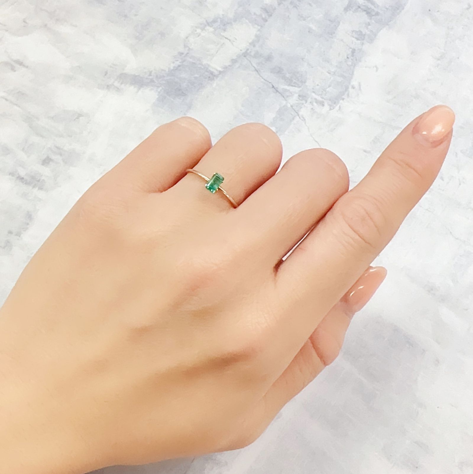 エメラルド ザンビア産 0.29ct[230120262]5x2.9mm前後
