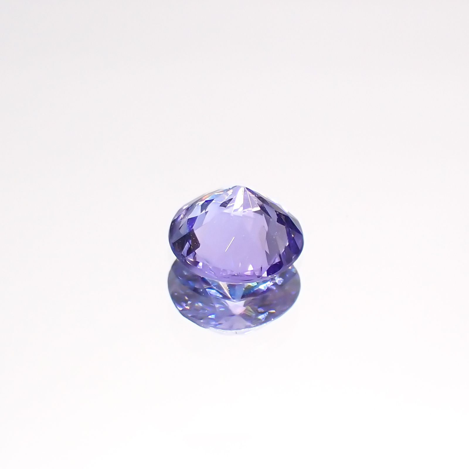 タンザナイト(宝石名タンザナイト)タンザニア産 0.67ct 識別済[220516040]5.9x5.9mm前後