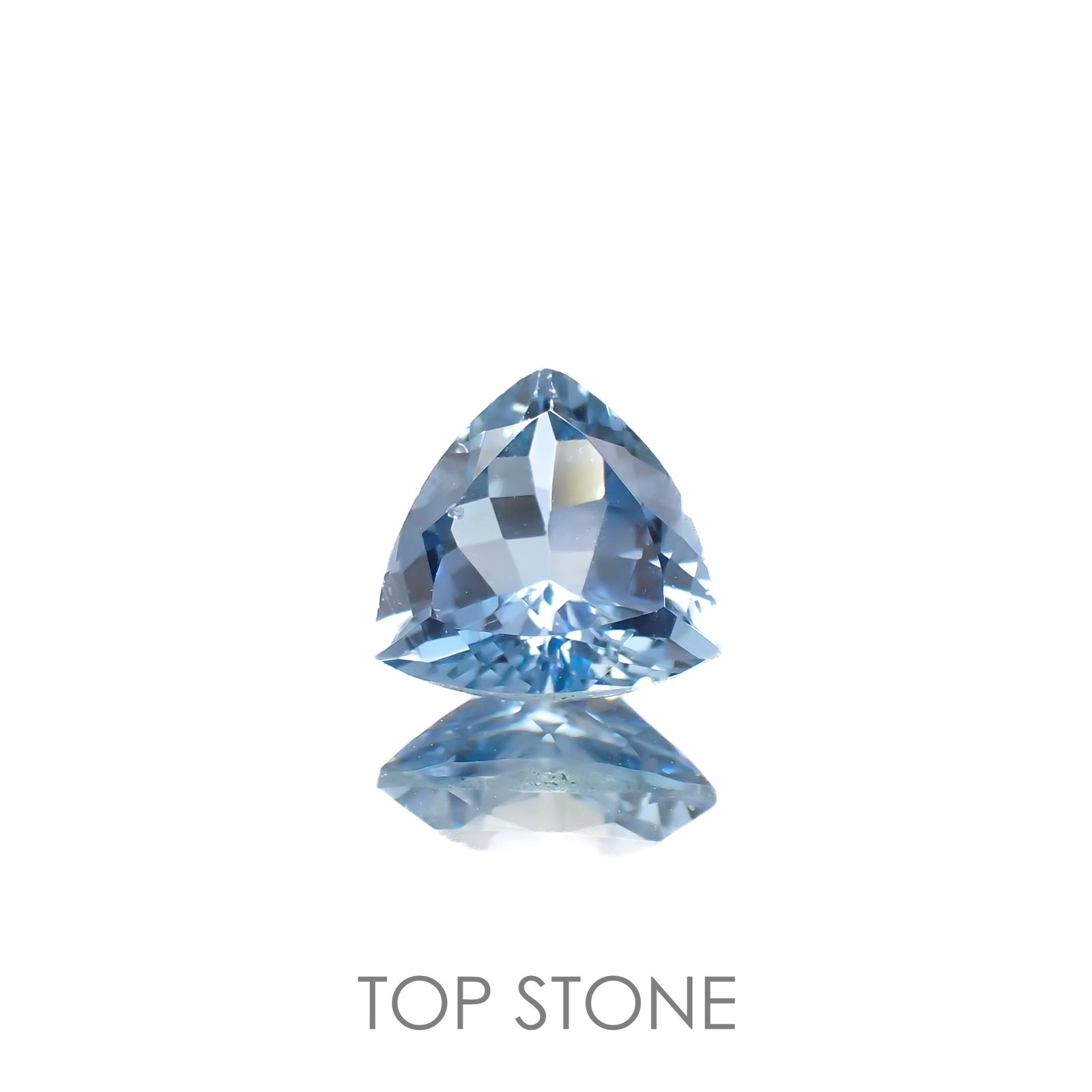 サンタマリアアクアマリン(宝石名アクアマリン)ブラジル産 0.66ct 識別済[220918071]6.1x6.2mm前後