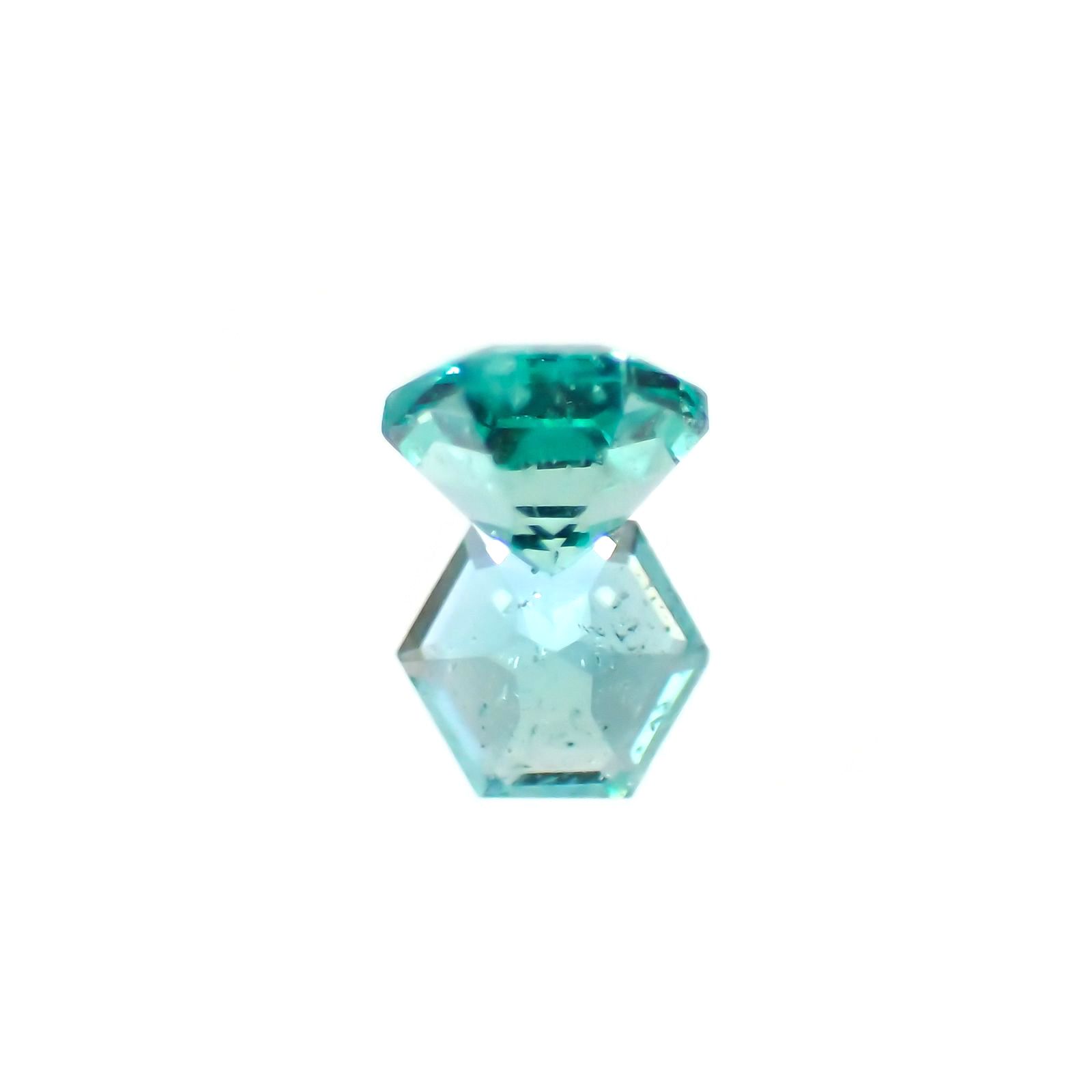 ◇ヘキサゴンカット◇エメラルド(宝石名エメラルド) ザンビア産 0.19ct 識別済[210611010]3.4×3.4mm前後