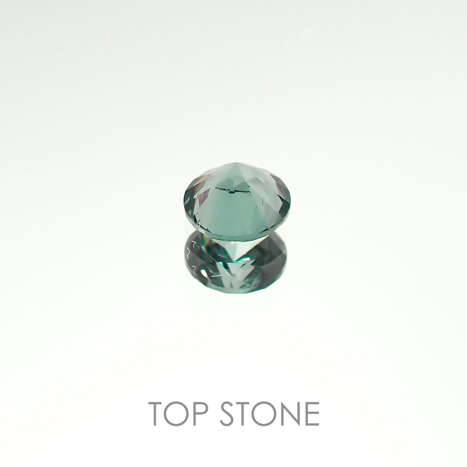 カラーチェンジガーネット(アレキタイプ) マダガスカル・ベキリー産 ルース 0.234ct[20106634]3.5×3.5mm前後