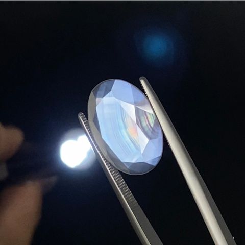 アイリスカルセドニー ブラジル・ミナスジェライス州産 5.41ct[240527811]17.9x13.2mm前後