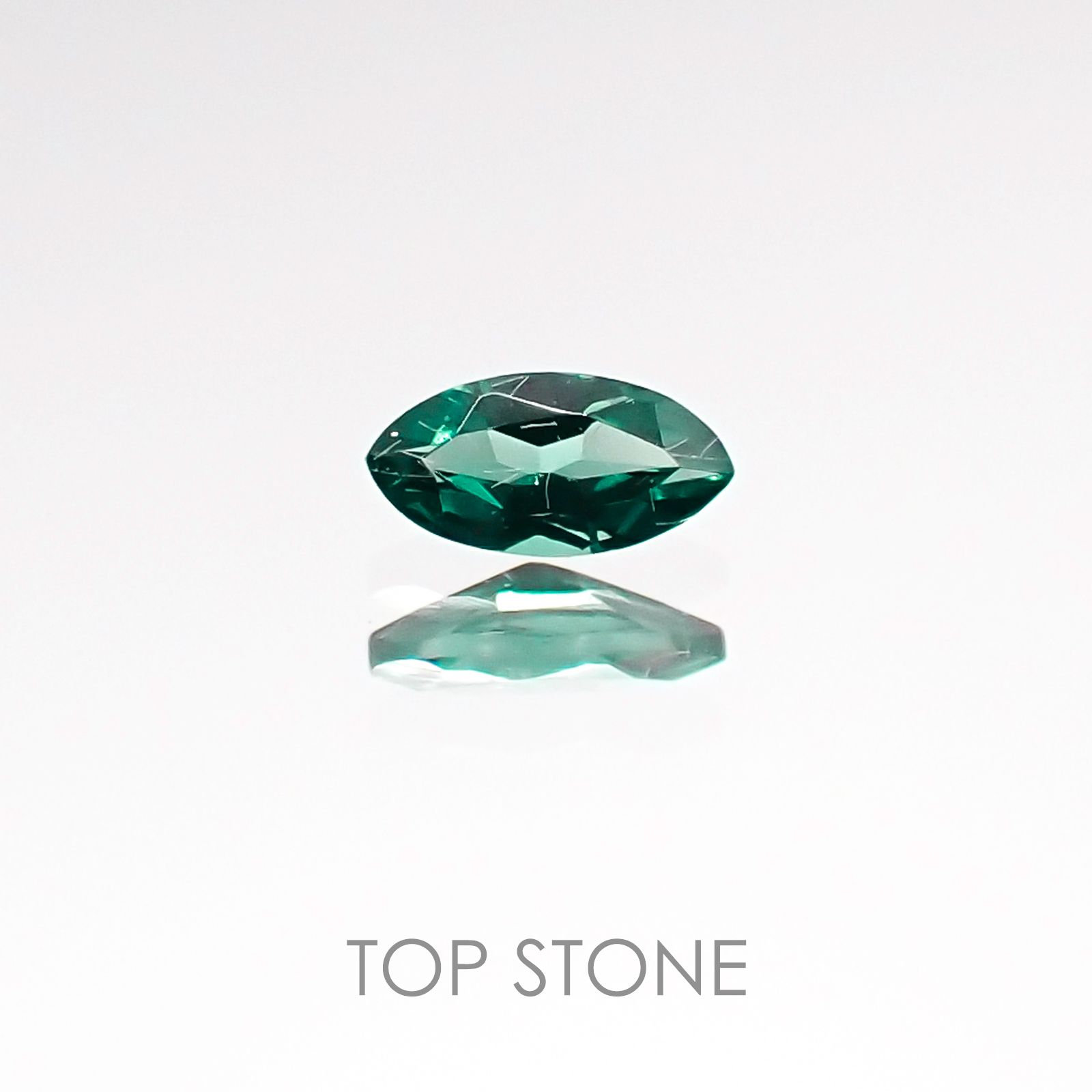 カラーチェンジガーネット(アレキタイプ) マダガスカル・ベキリー産 ルース 0.089ct[20106592]4.1×2.1mm前後