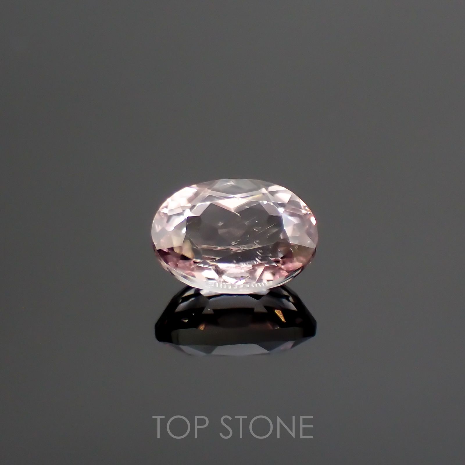 ダイアスポア カラーチェンジ(宝石名ダイアスポア) トルコ産 1.00ct 識別済[210812415]6.8×5mm前後