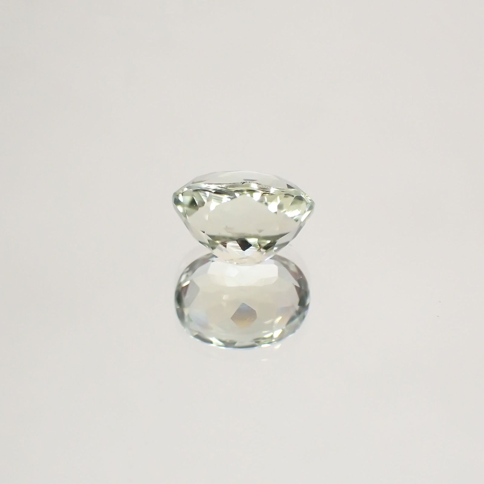 シリマナイト(宝石名シリマナイト) インド産 1.68ct 識別済[210610675]8×6mm前後