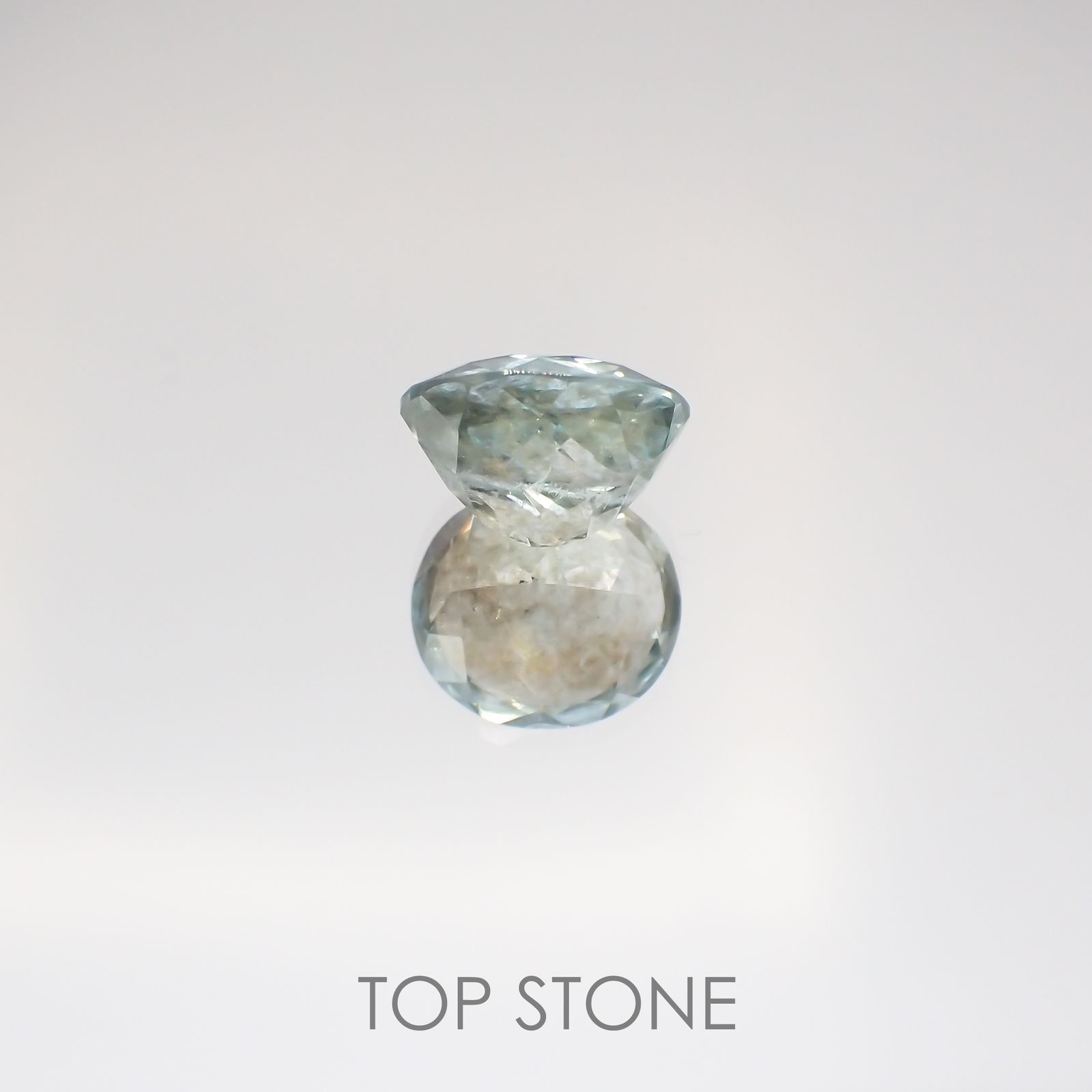アベンチュリンアクアマリン ブラジル産 ルース 3.4ct[210510790]10.3×9.3mm前後