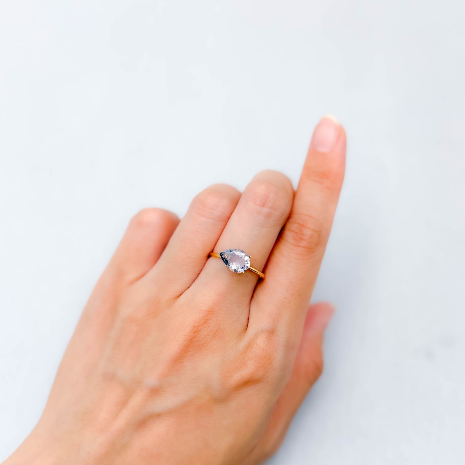 フローライト フルオレッセンス アフガニスタン産 1.91ct [250630521]9.8x7mm前後