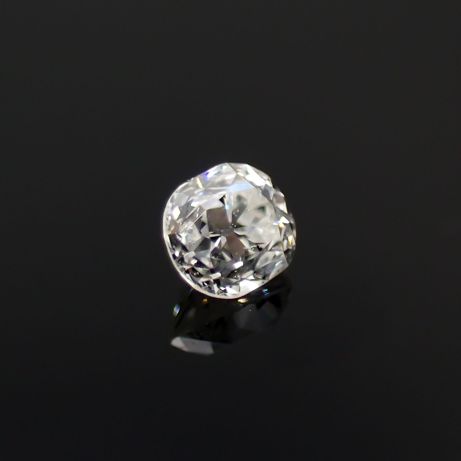 ◇オールドマインカット◇ダイヤモンド I1-SI2/F 0.068ct[231023633]2.5x2.2mm前後