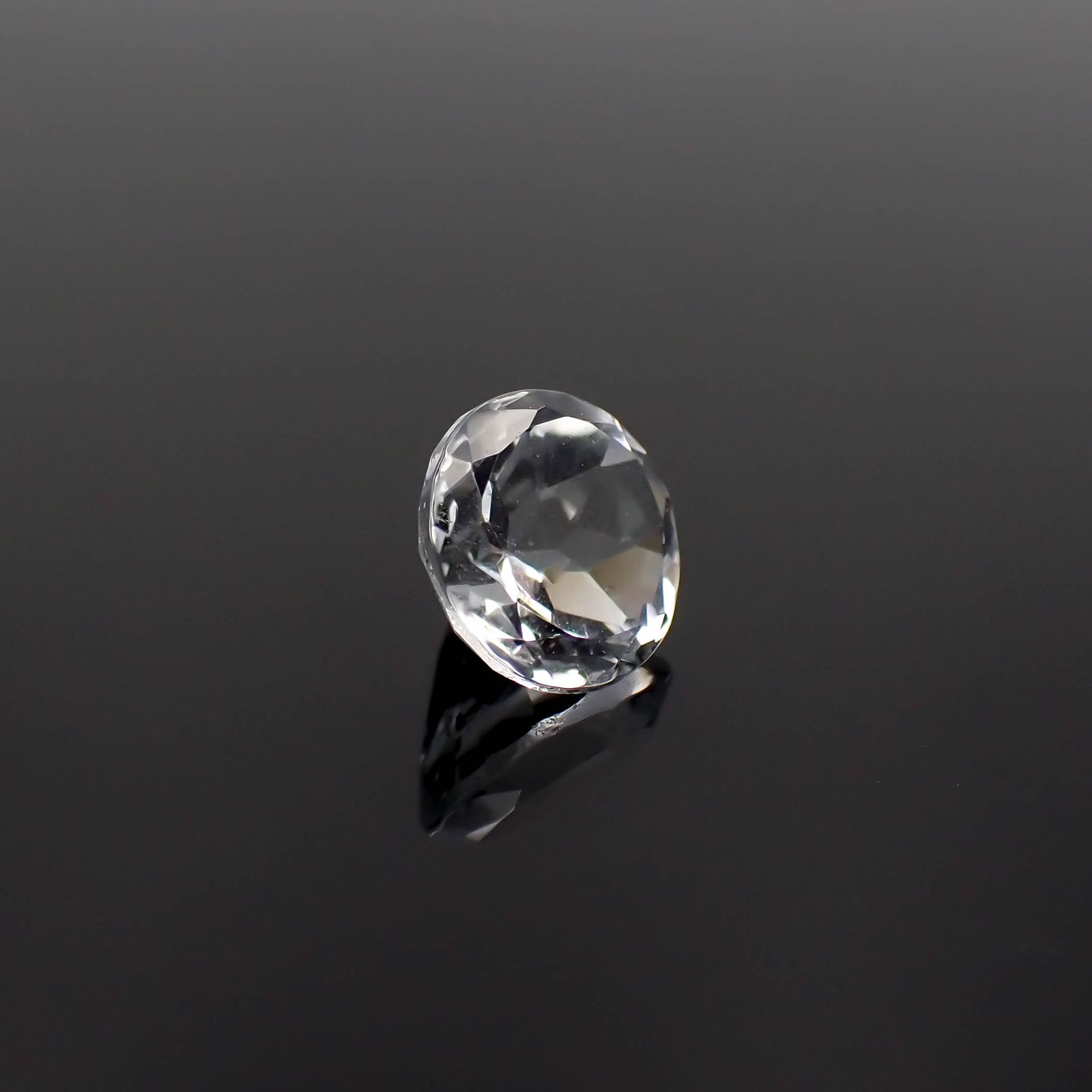 ゴッシェナイト パキスタン・ヒマラヤ産 0.89ct[230421838]6.2x6.1mm前後