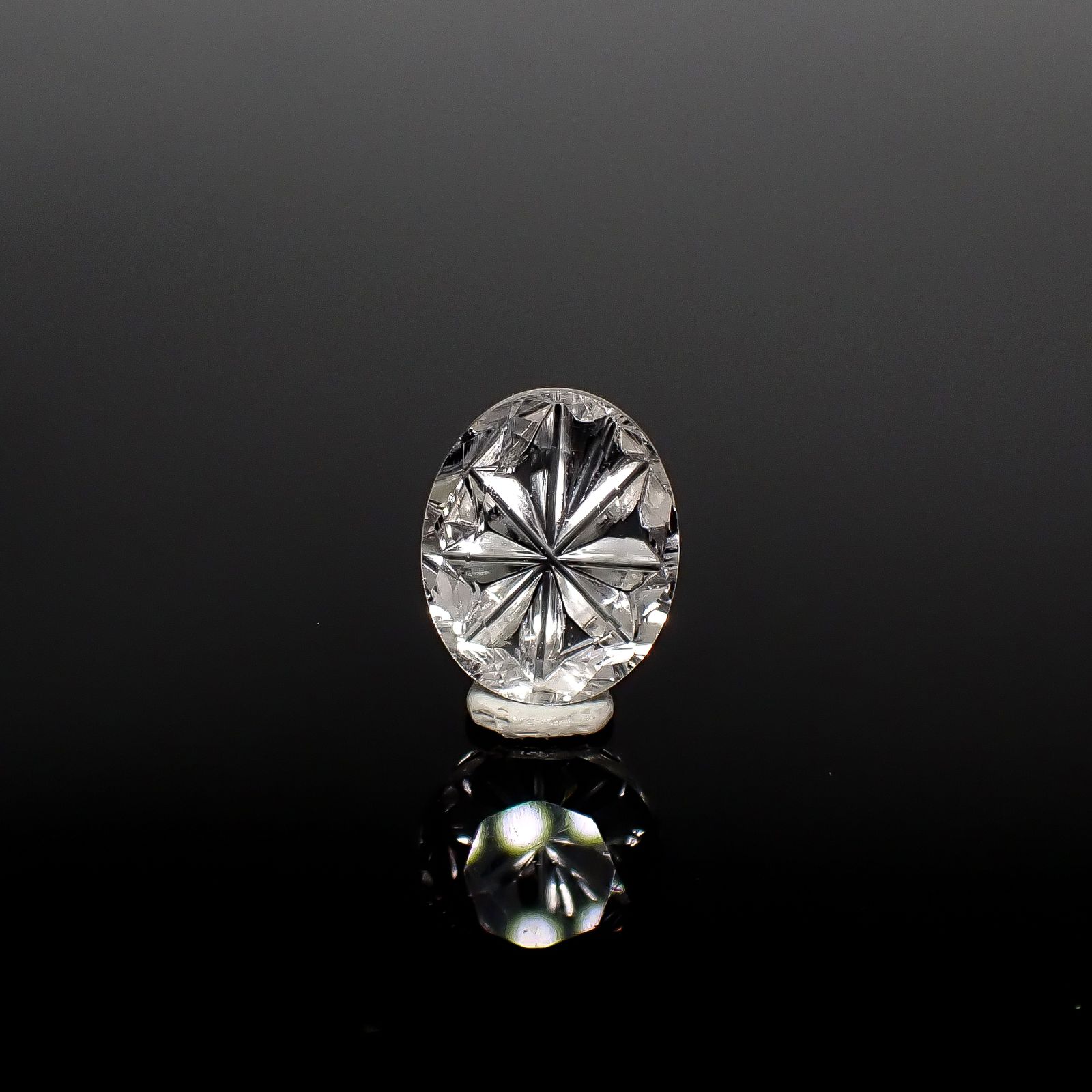 ◇甲州貴石切子Plus Three◇ダンビュライト カード付き(宝石名ダンブライト)メキシコ産 2.41ct 識別済[250630490]10x8.1mm前後