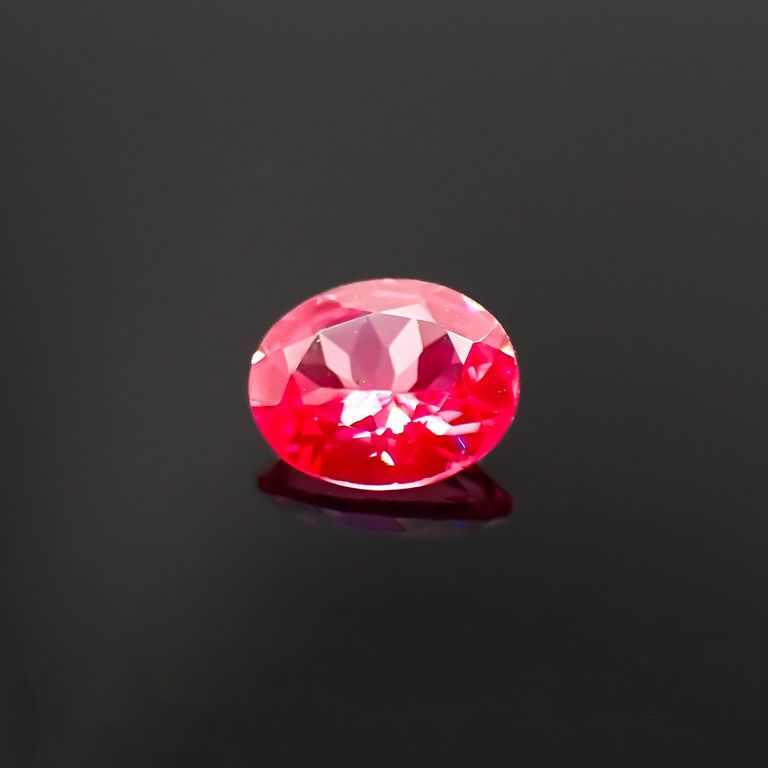 長波365(ライト)の照射で蛍光