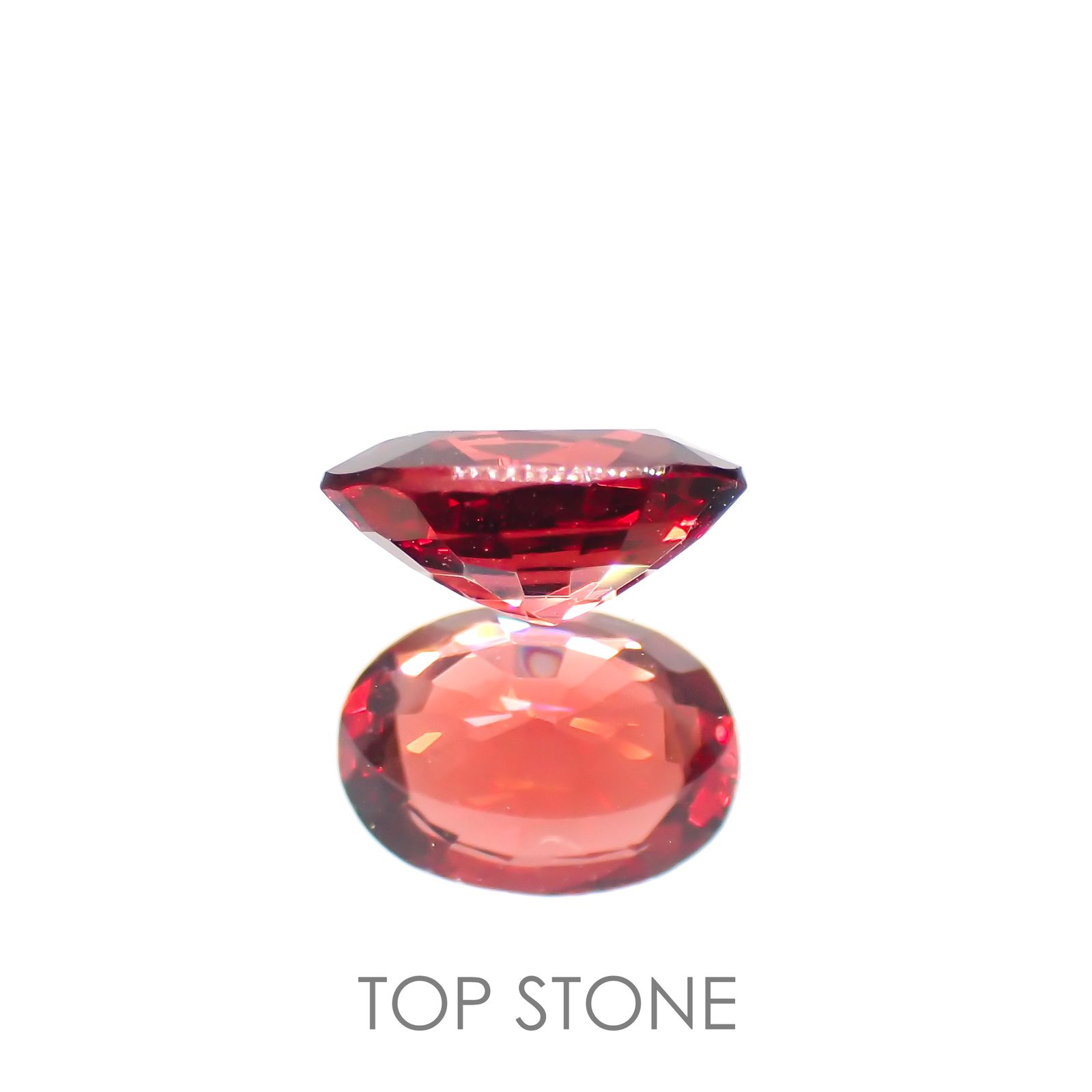 レッドスピネル(宝石名レッド・スピネル)タンザニア産 0.896ct ソ付(彩珠)[220817241]7x5.1mm前後